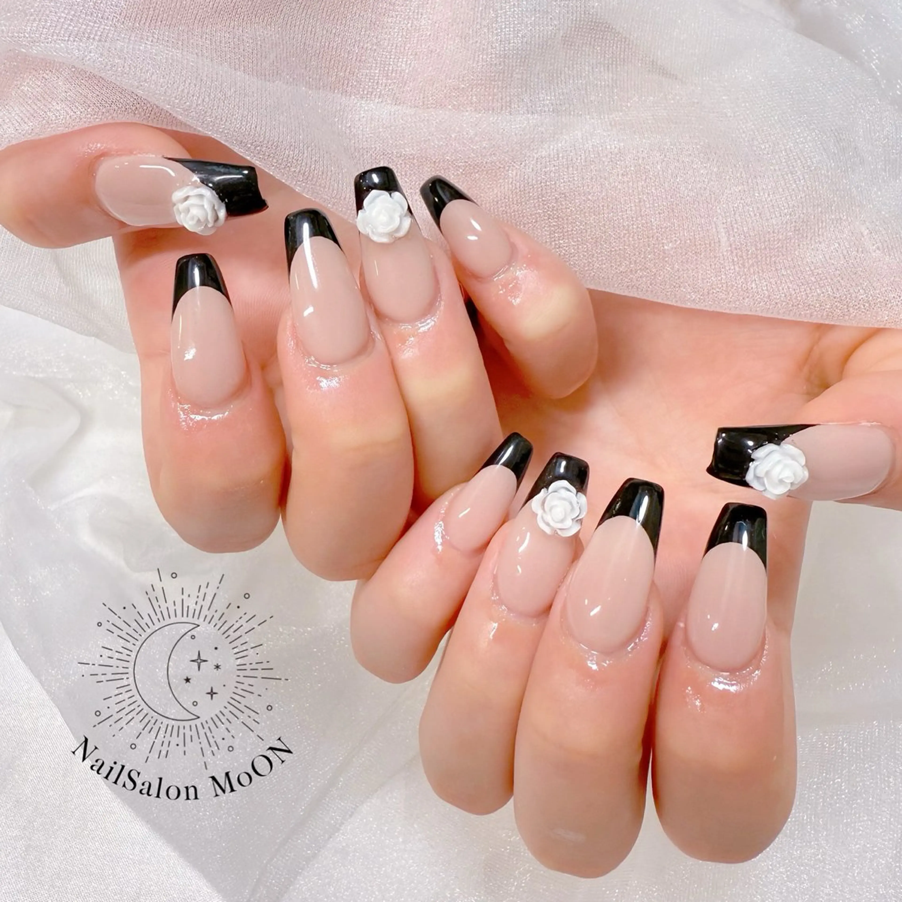 ネイル フレンチネイル ハンドネイル ハンドケア MoON...❤︎ MeGuのネイルデザイン