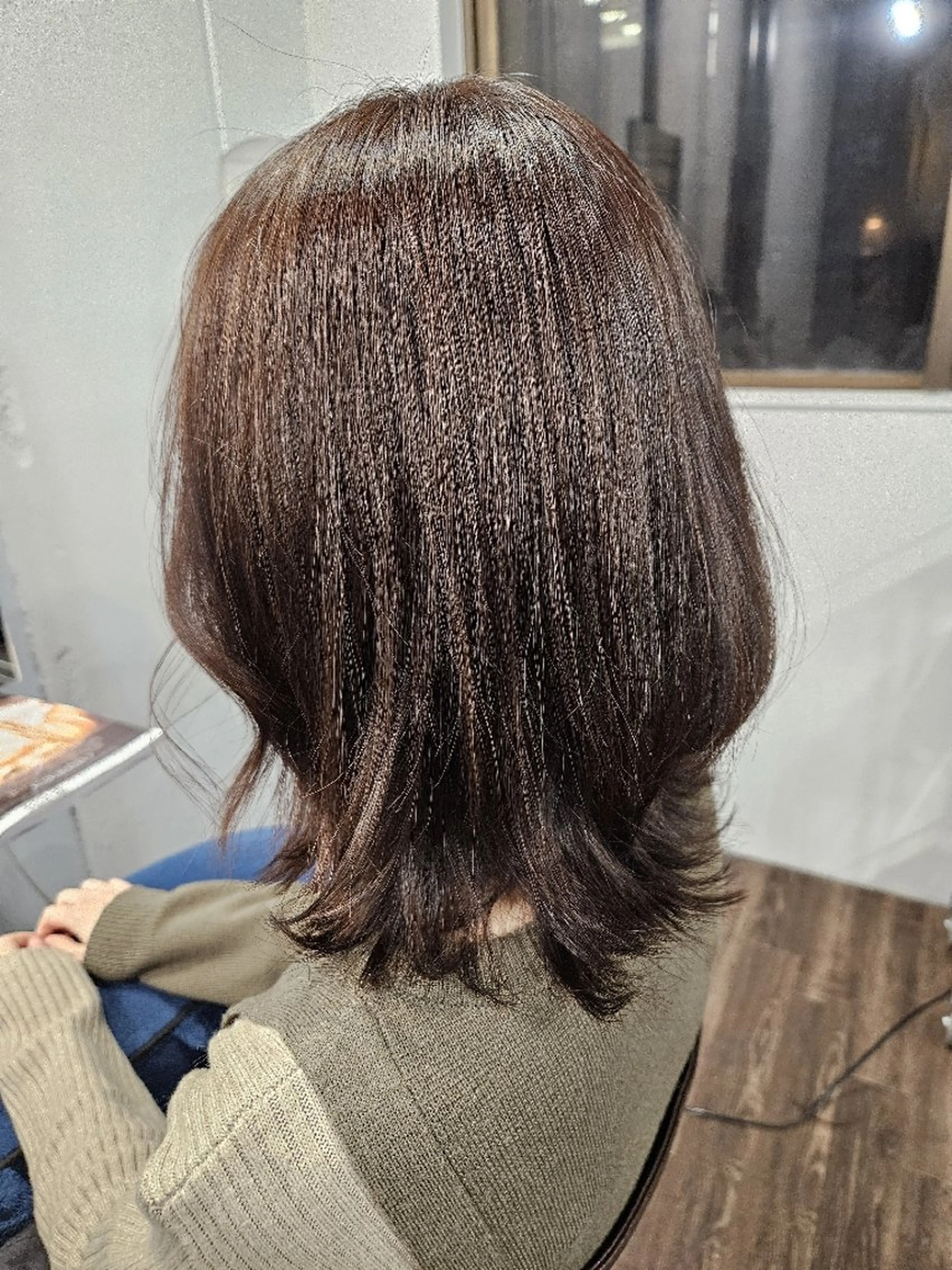 ミディアム カラー ミディアムレイヤー レイヤーカット カット ヘアカラー トリートメント terra✂️川嶋 大輔のヘアスタイル