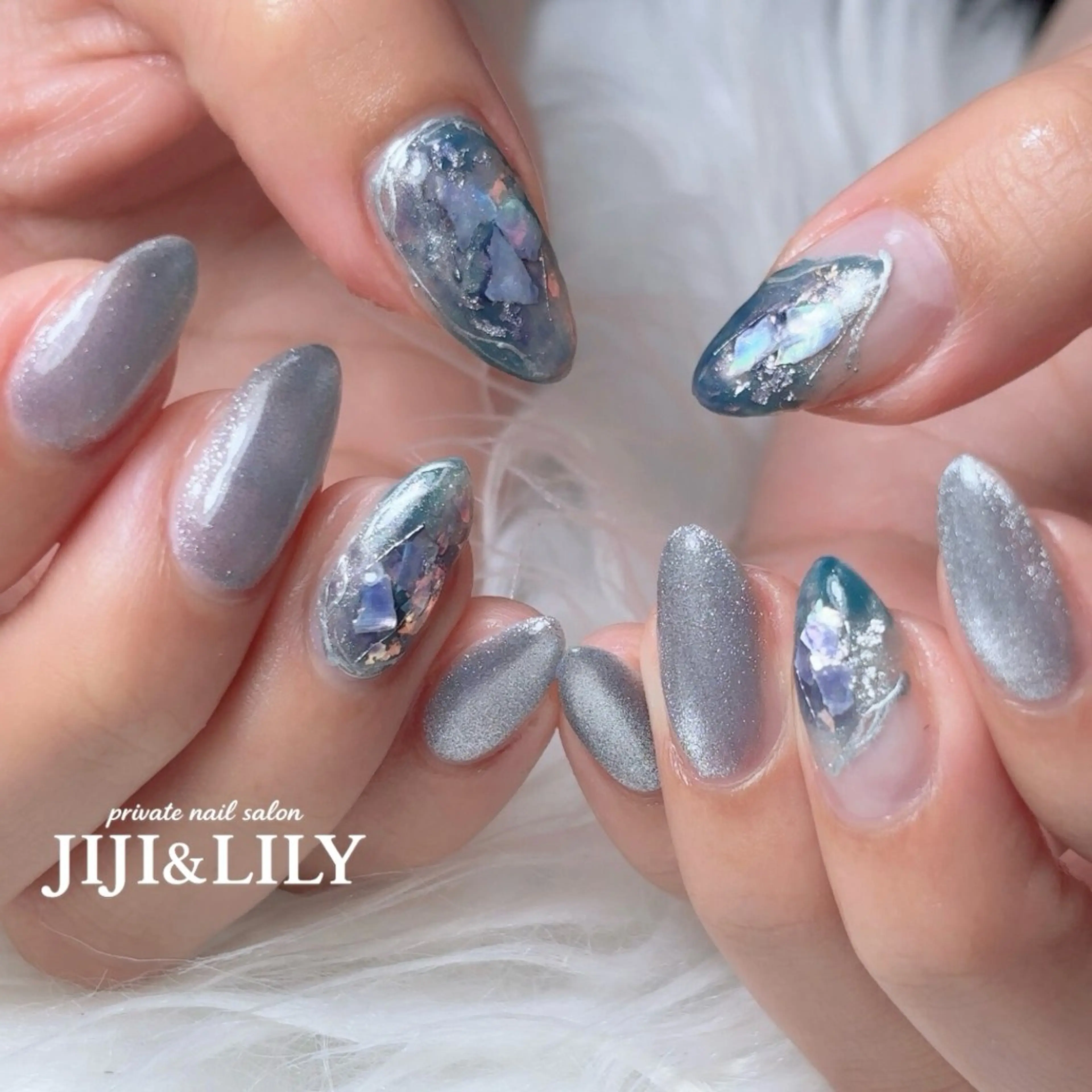 ネイル ブルー ジェルネイル キラキラネイル マグネットネイル ニュアンスネイル ハンドネイル 豊田 圭子のネイルデザイン