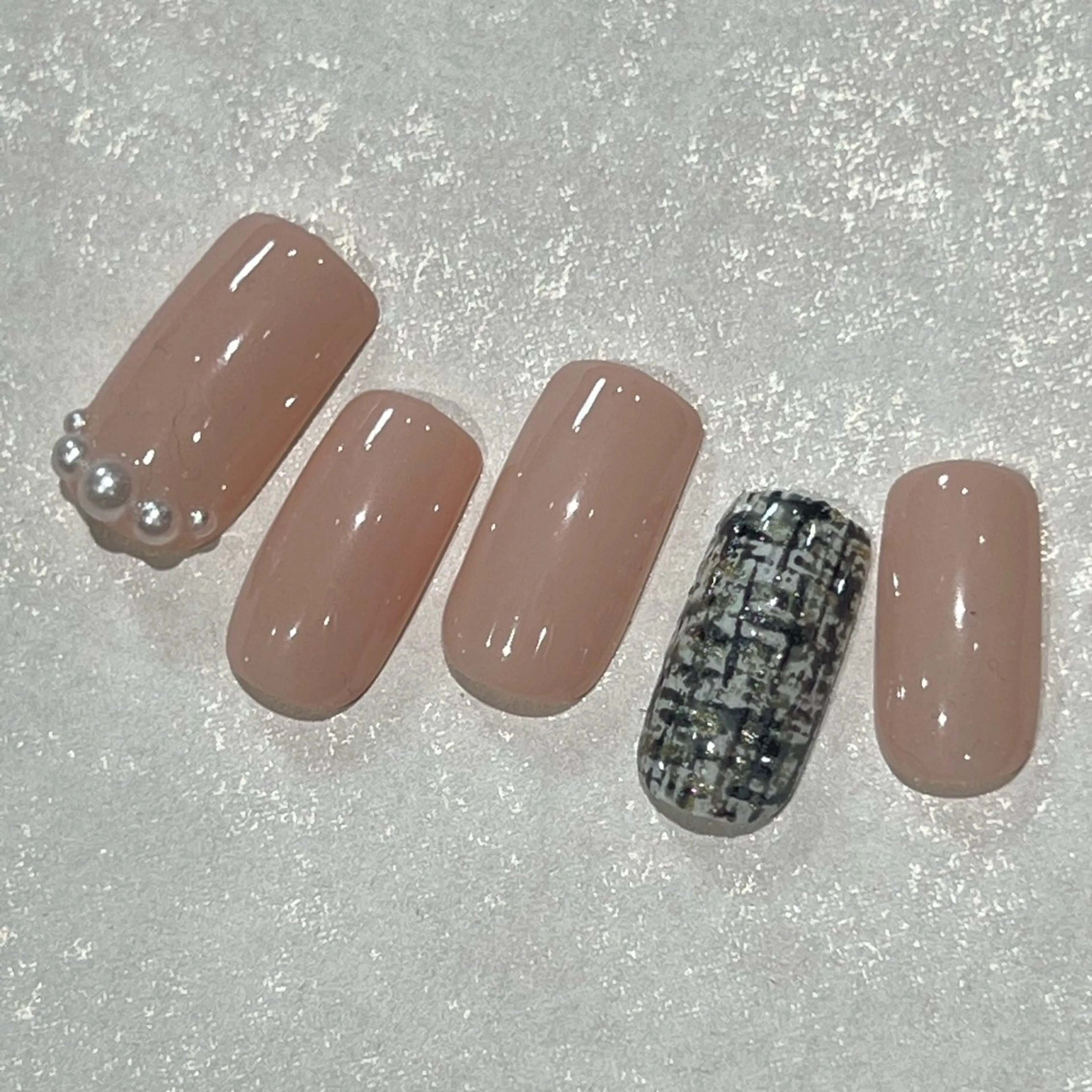 ネイル ハンドネイル たまプラーザ ANZUのネイルデザイン