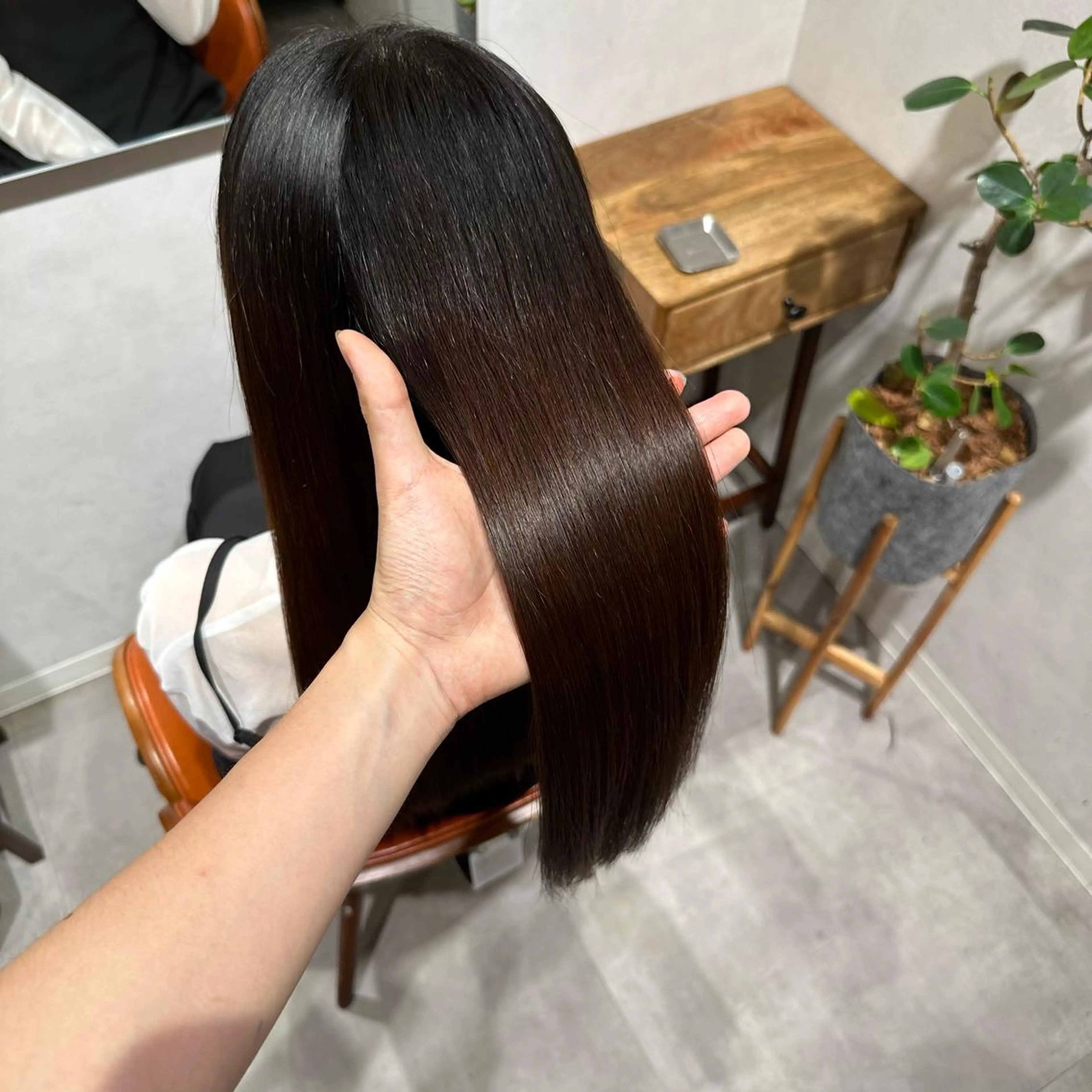 ロング 髪質改善 伊藤のヘアスタイル