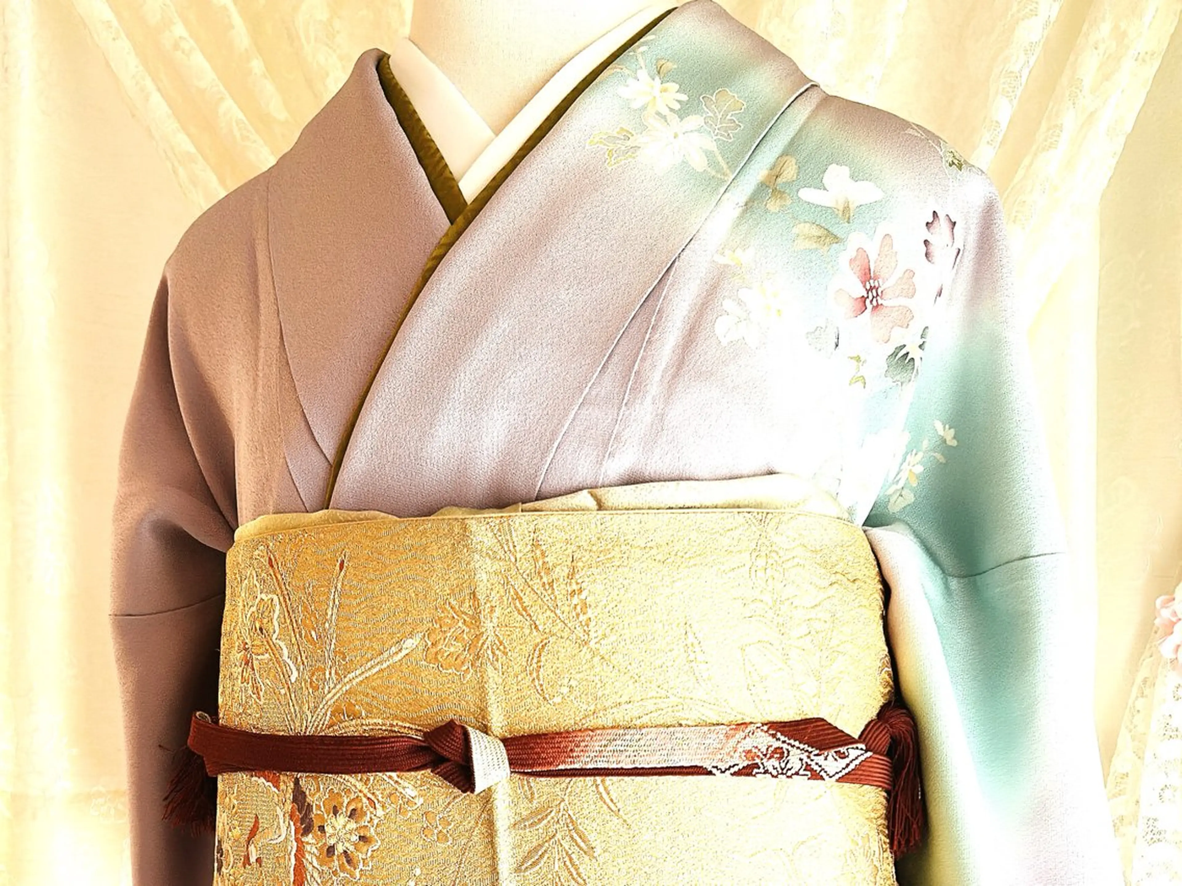 訪問着着付け【お持ち込み、着付けのみ】の写真