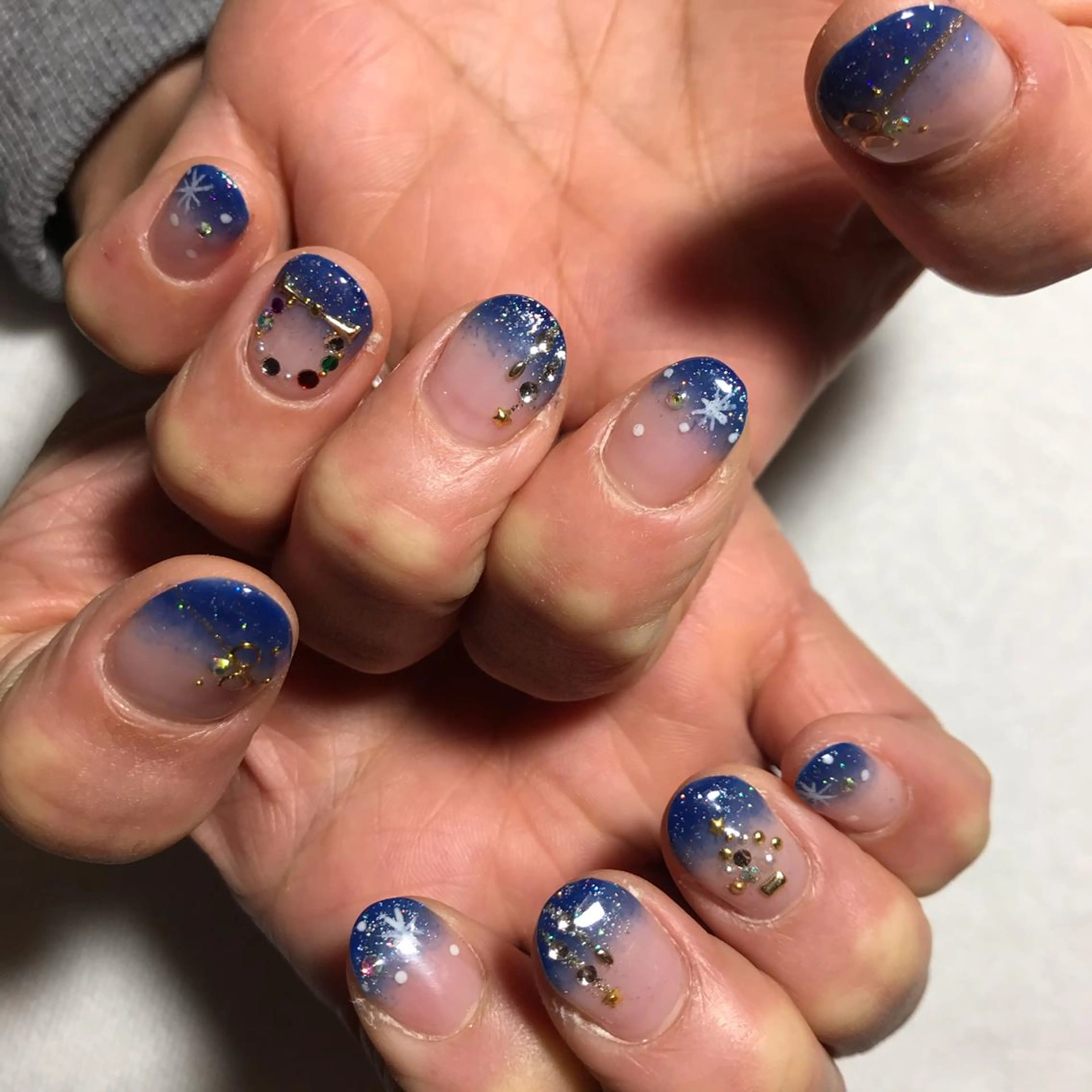 ネイル ECLAT エクラ所属・寺山 千鶴のネイルデザイン