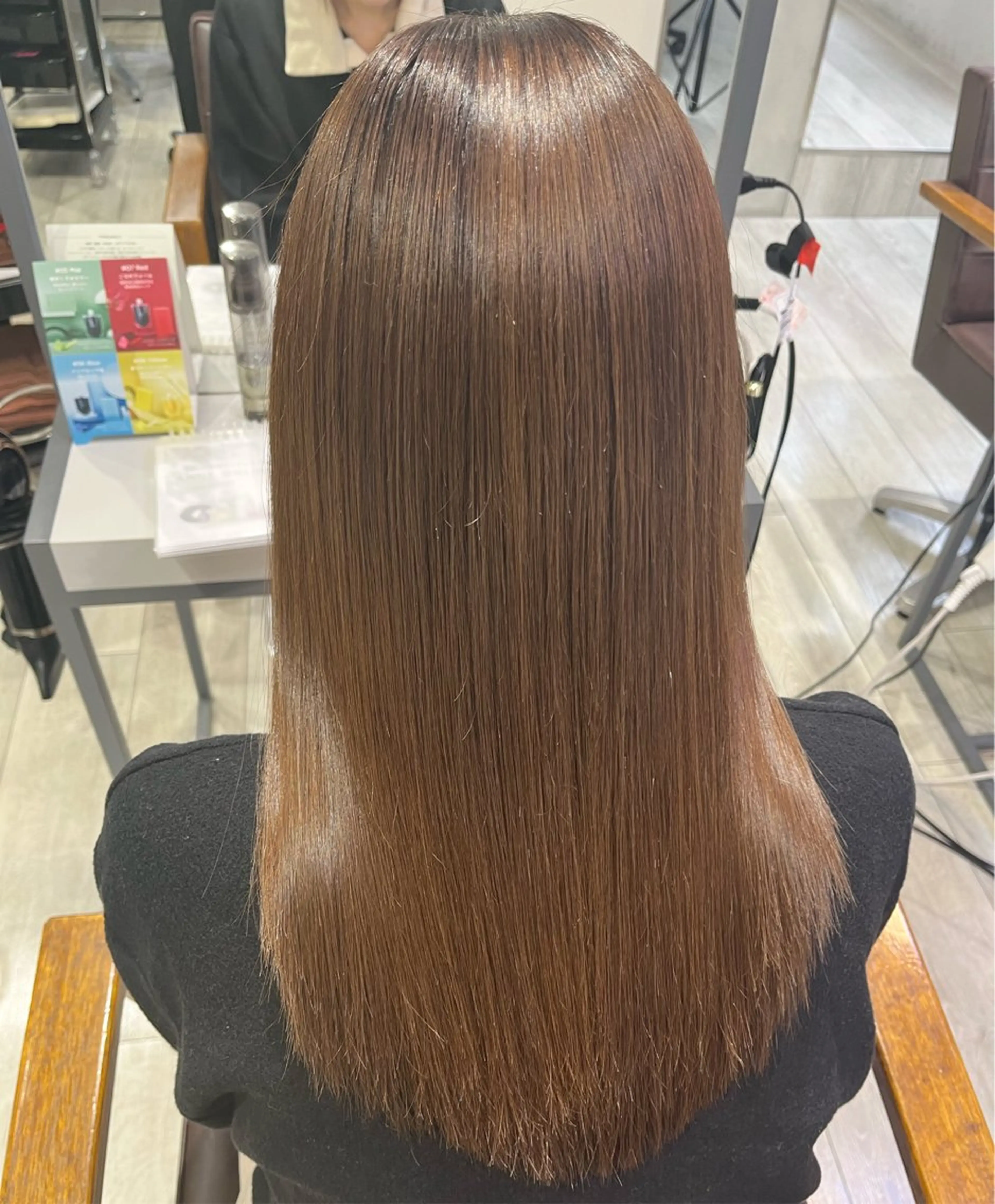 セミロング 髪質改善 ハイトーン/心斎橋 🌙イツキのヘアスタイル