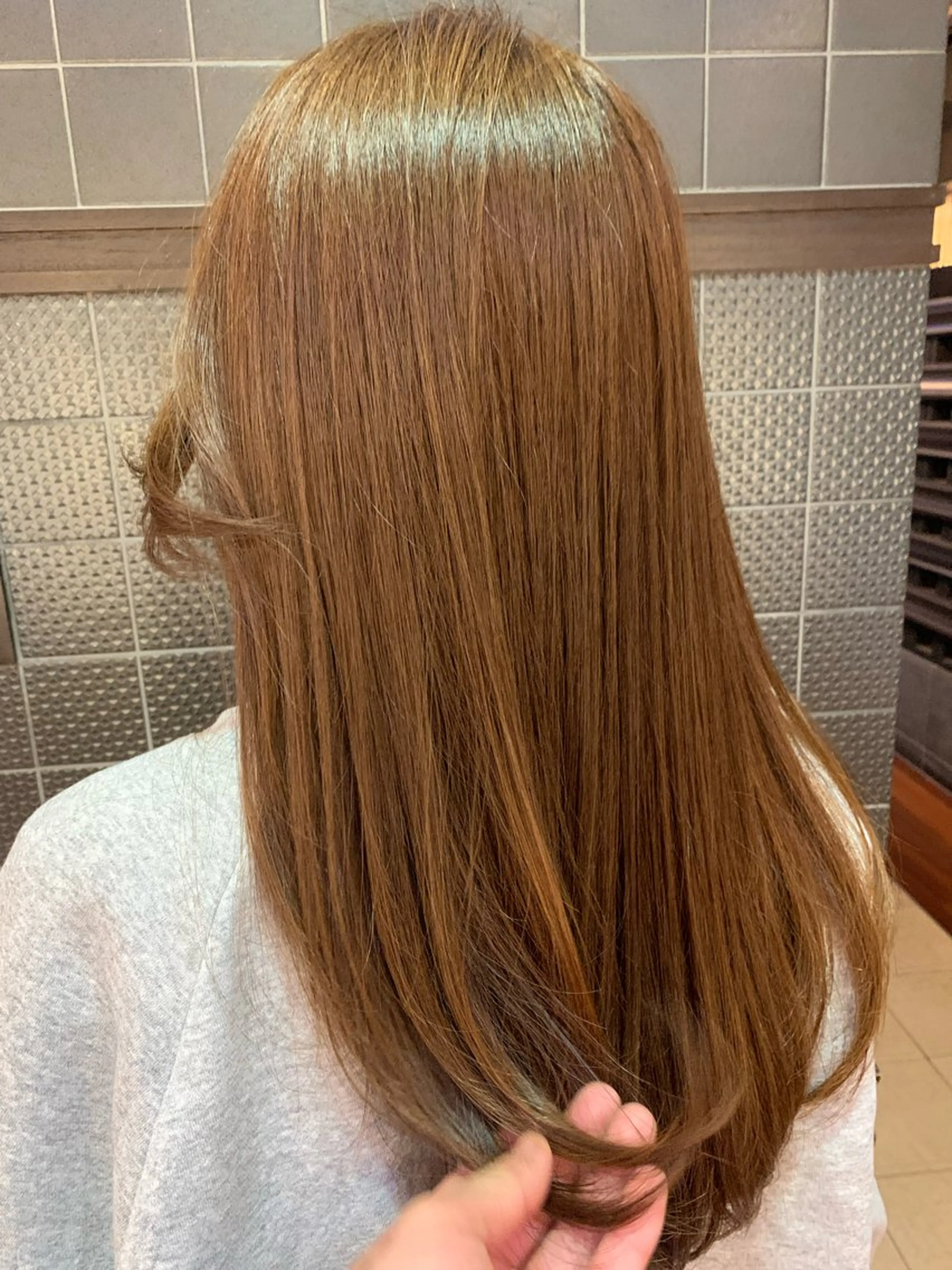 カラー 安藤 駿のヘアスタイル