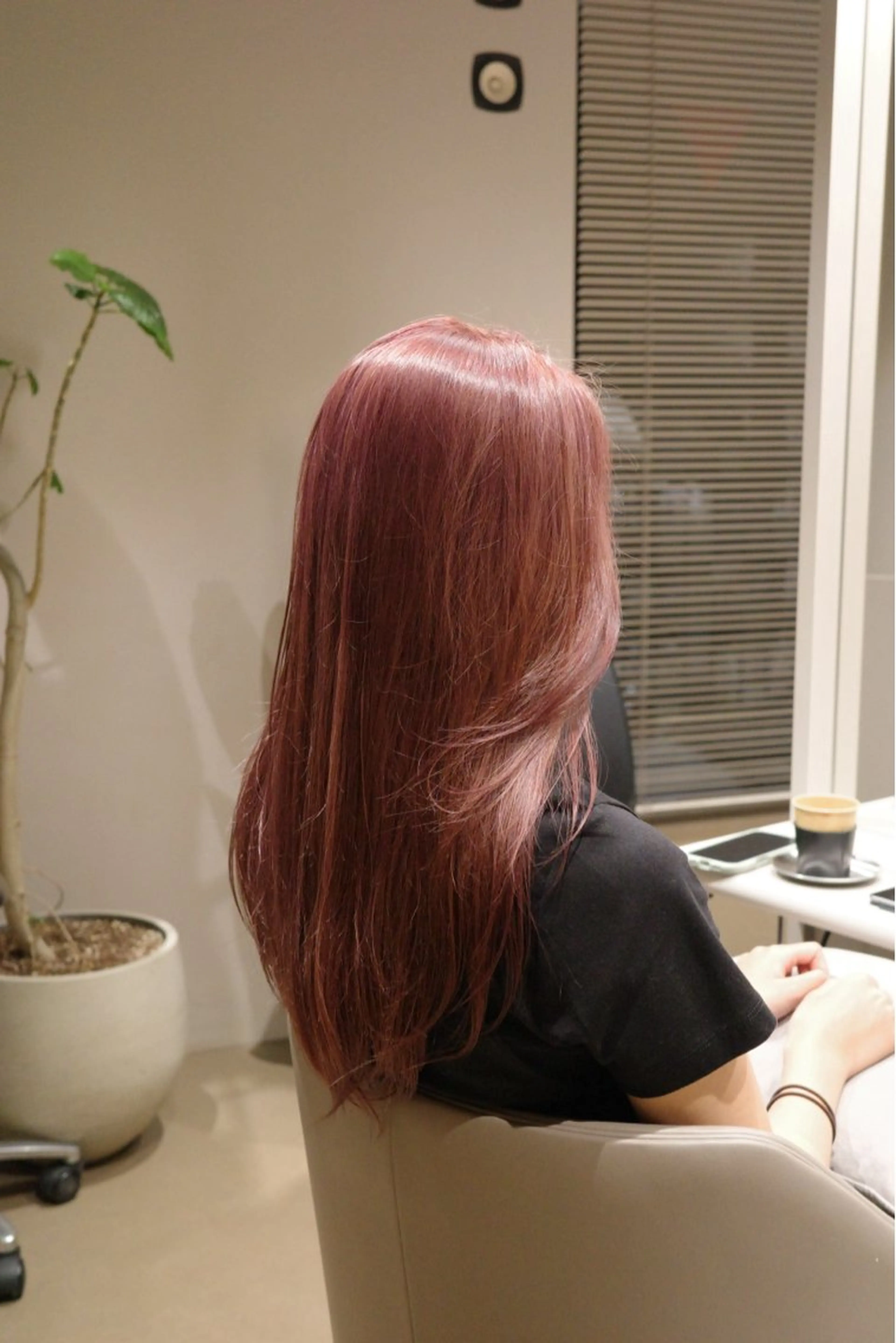 カラー 住谷 ゆりなのヘアスタイル