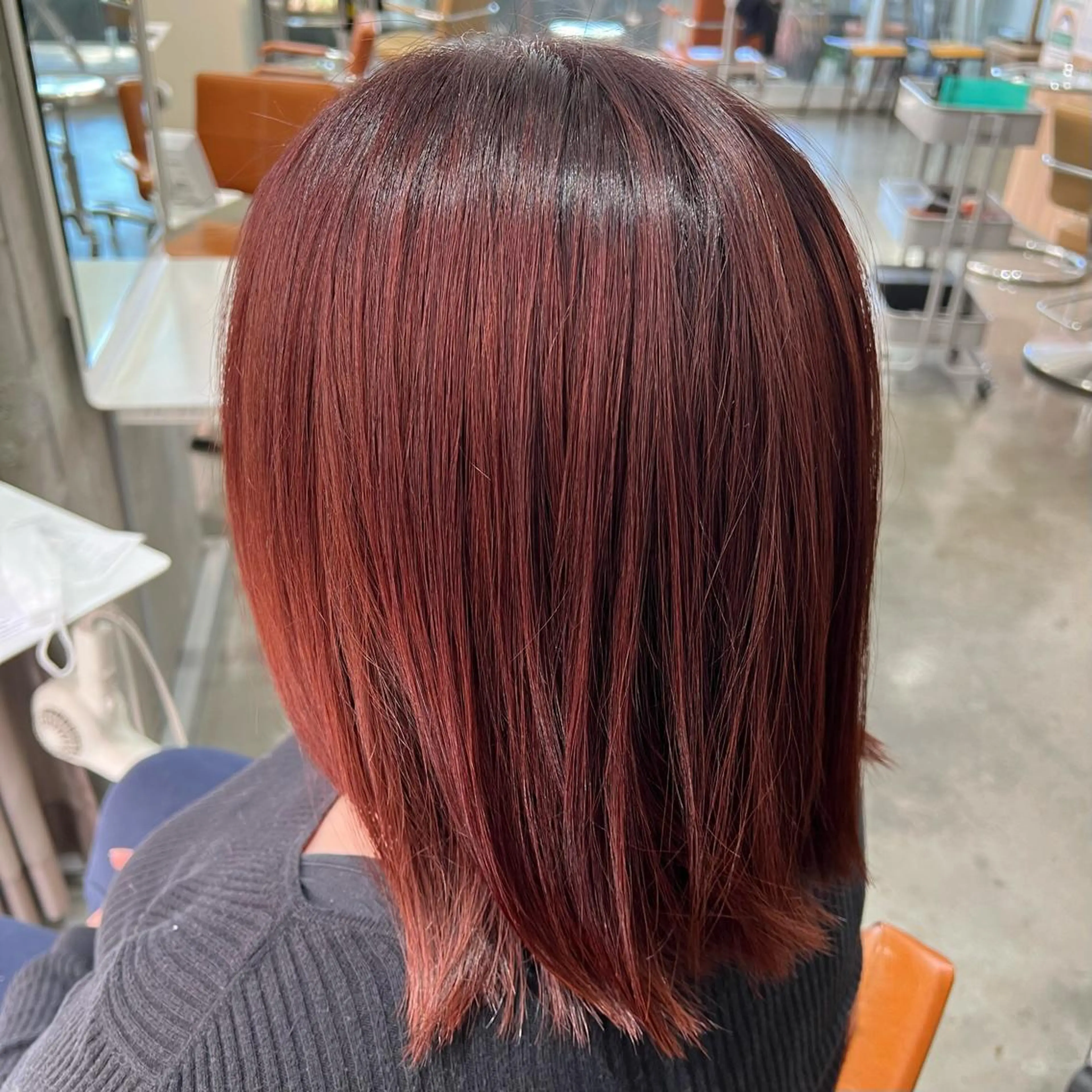 ミディアム カラー 🌷ショートレイヤー ヘッドスパ🌷鈴木のヘアスタイル