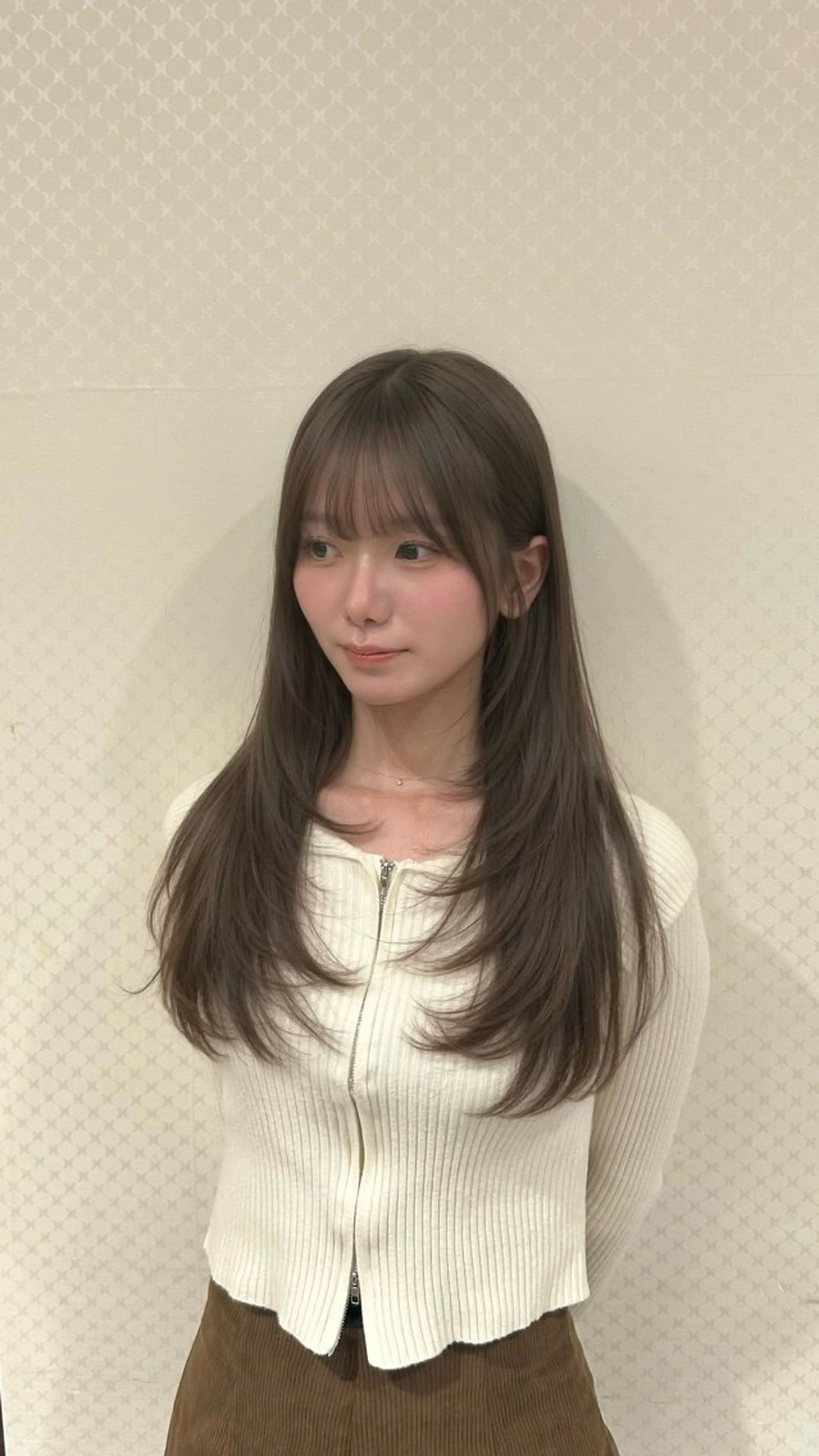 ロング ハイレイヤー レイヤーカット La bless なんばスカイオ所属・韓国レイヤー/顔周り カット/Takunaのヘアスタイル