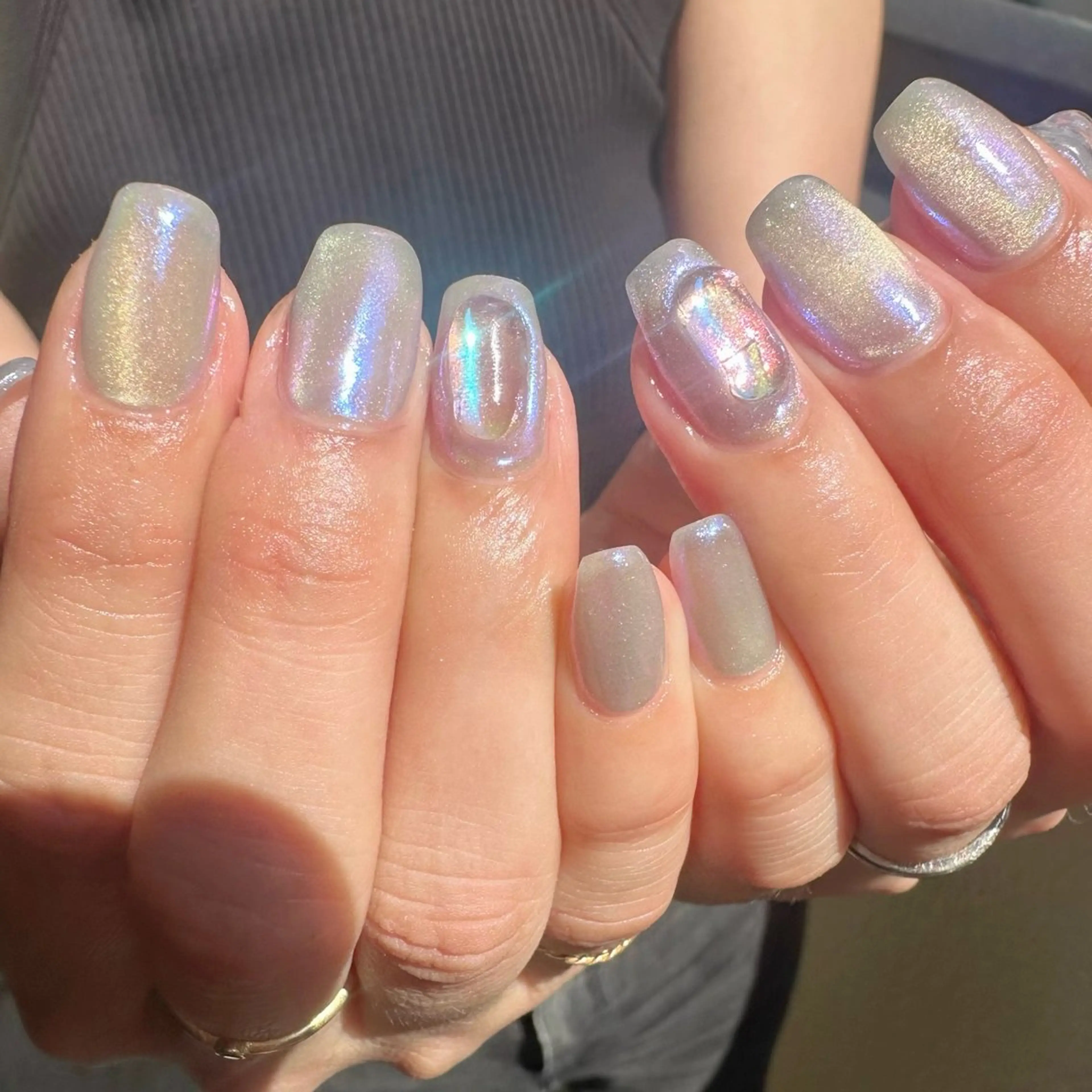 ネイル オーロラネイル 氷ネイル・うるうるネイル 韓国ネイル マグネットネイル ミラーネイル 🪞KAPE NAIL 🪞のネイルデザイン