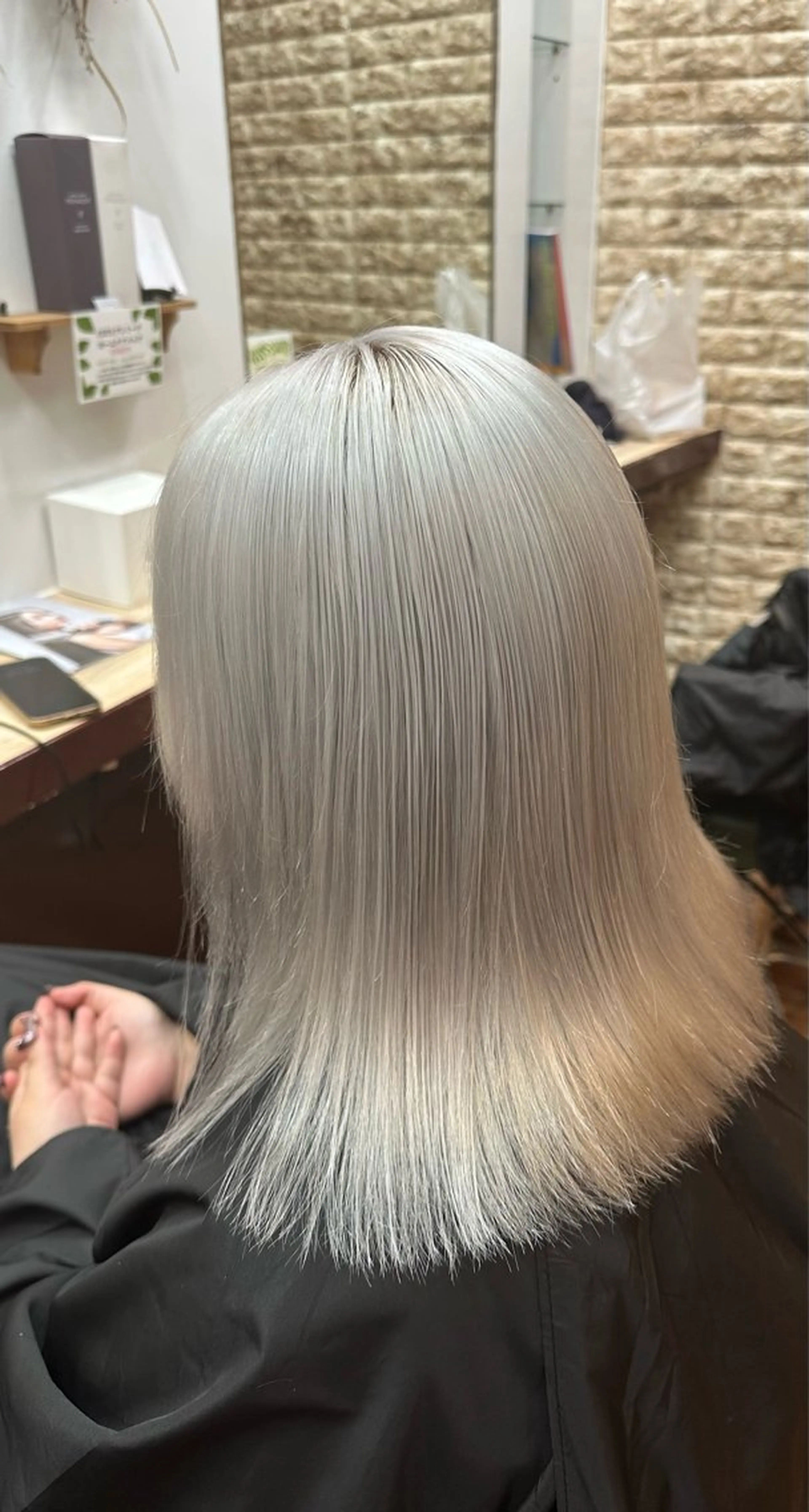 トリプルカラー（ブリーチ×2＋ケアカラー）＋抗酸化トリートメントの写真