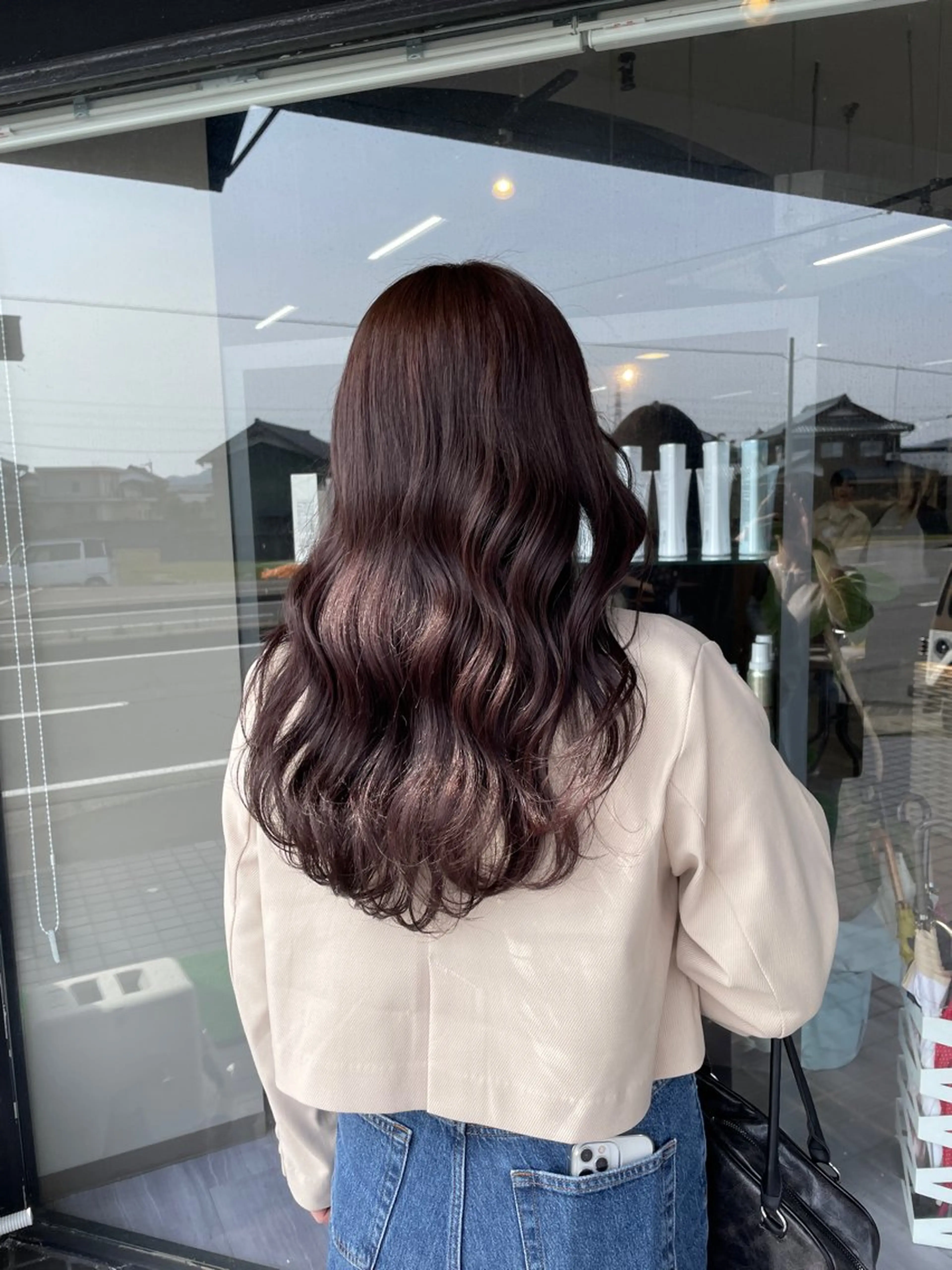 セミロング カラー ブラウンカラー 透明感カラー ラベンダーカラー ラベンダーブラウン マキノ キョウカのヘアスタイル