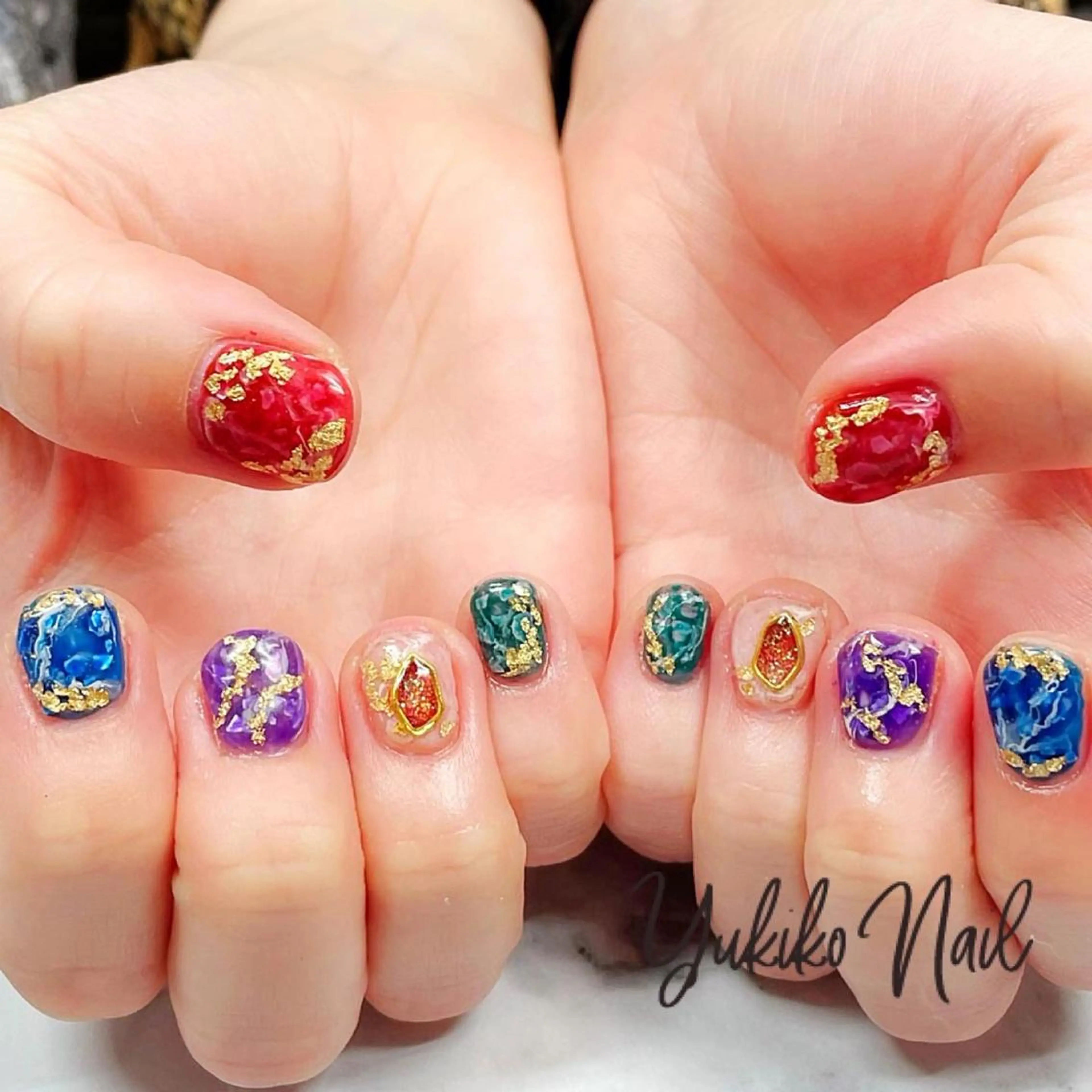 ネイル ゴージャス 持ち込み ハンドネイル ユキコ ネイルのネイルデザイン