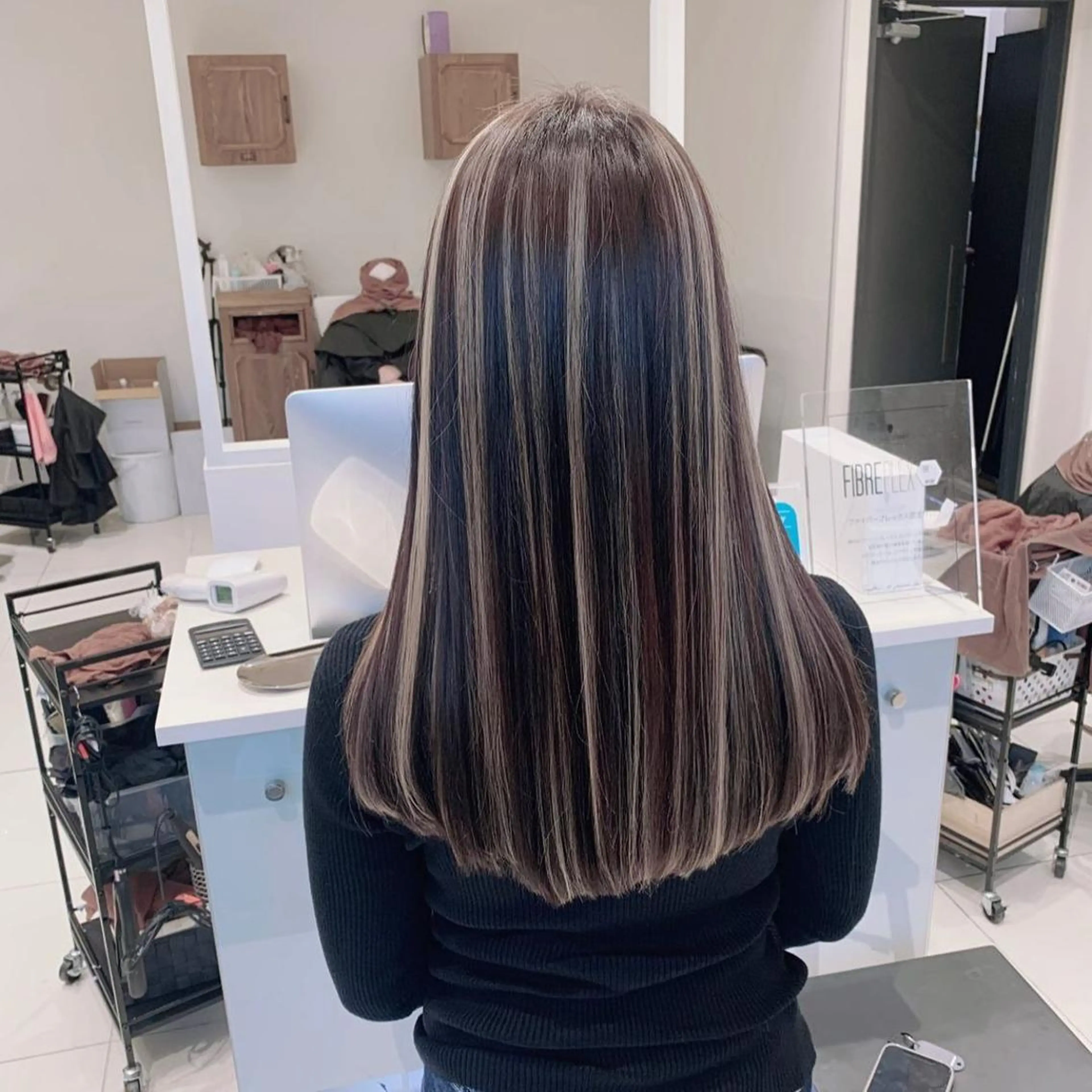 ロング カラー ブリーチ ケアブリーチ ハイライトカラー ハイライト 髪質改善 ヘアカラー 福西 洋斗のヘアスタイル