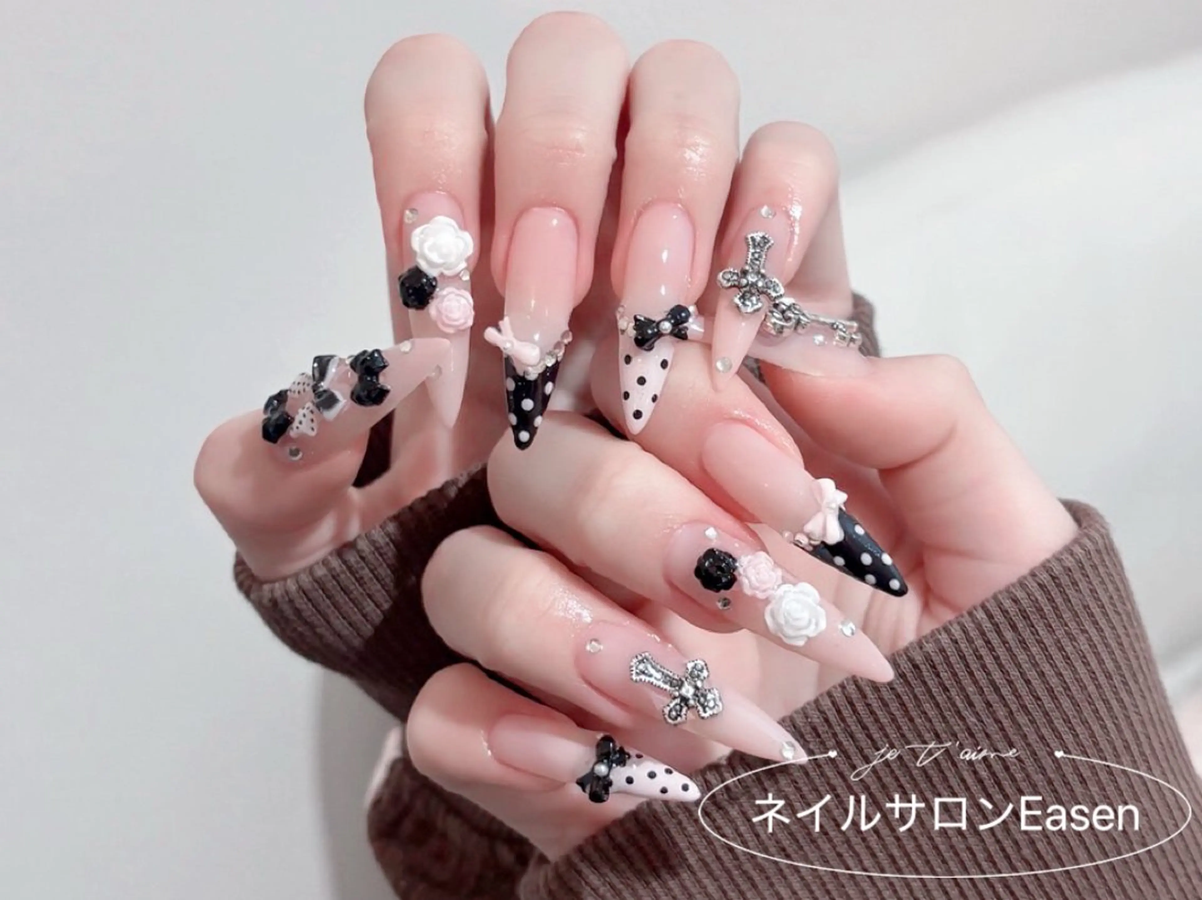 ネイル ネイルサロン Easenのネイルデザイン