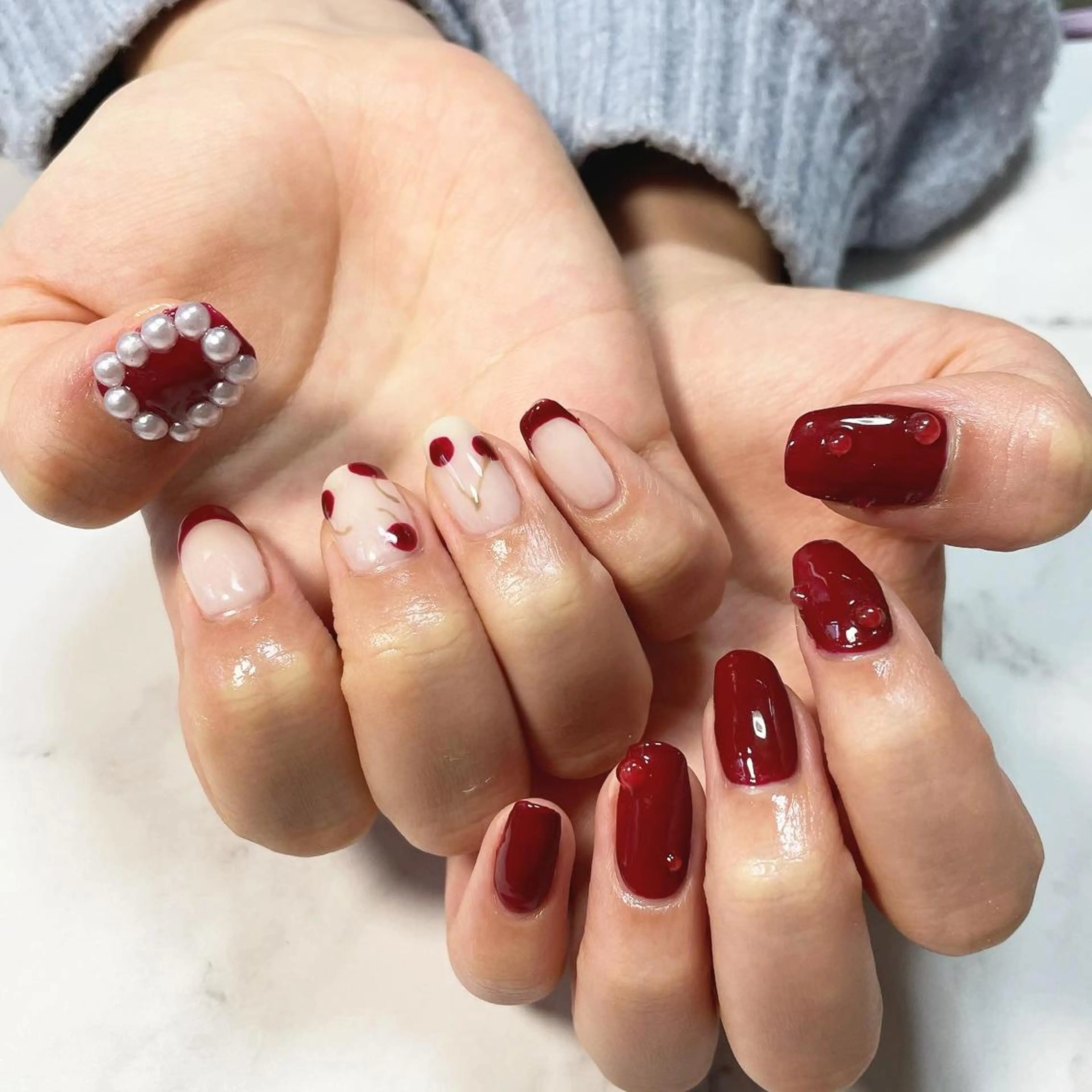 ネイル 赤色 Momo nailsalonのネイルデザイン