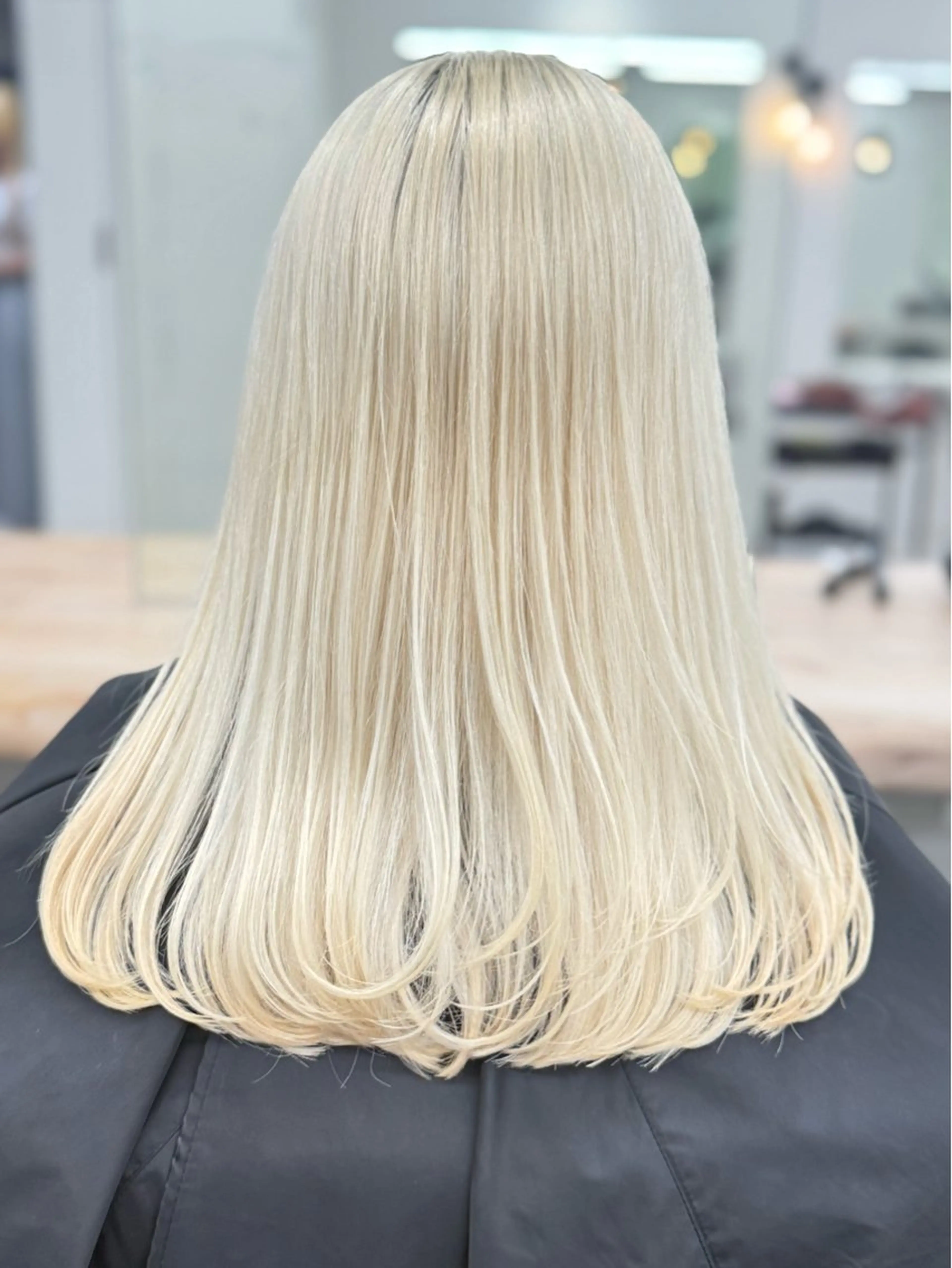 ロング カラー ブロンド ✨ ラフィス川崎✨ しゅけ/カラー特化のヘアスタイル