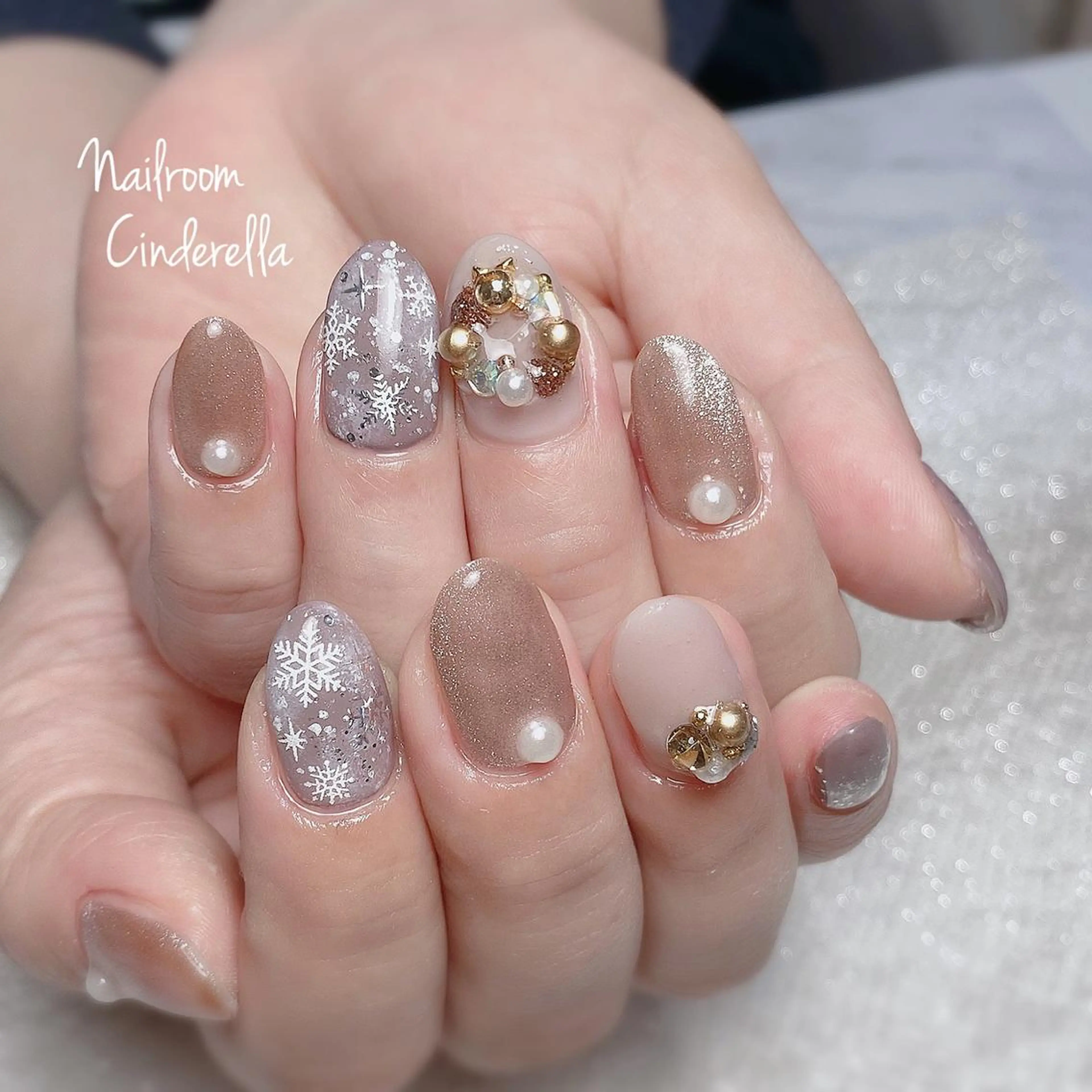 ネイル 冬ネイル Nailroom. Cinderellaのネイルデザイン