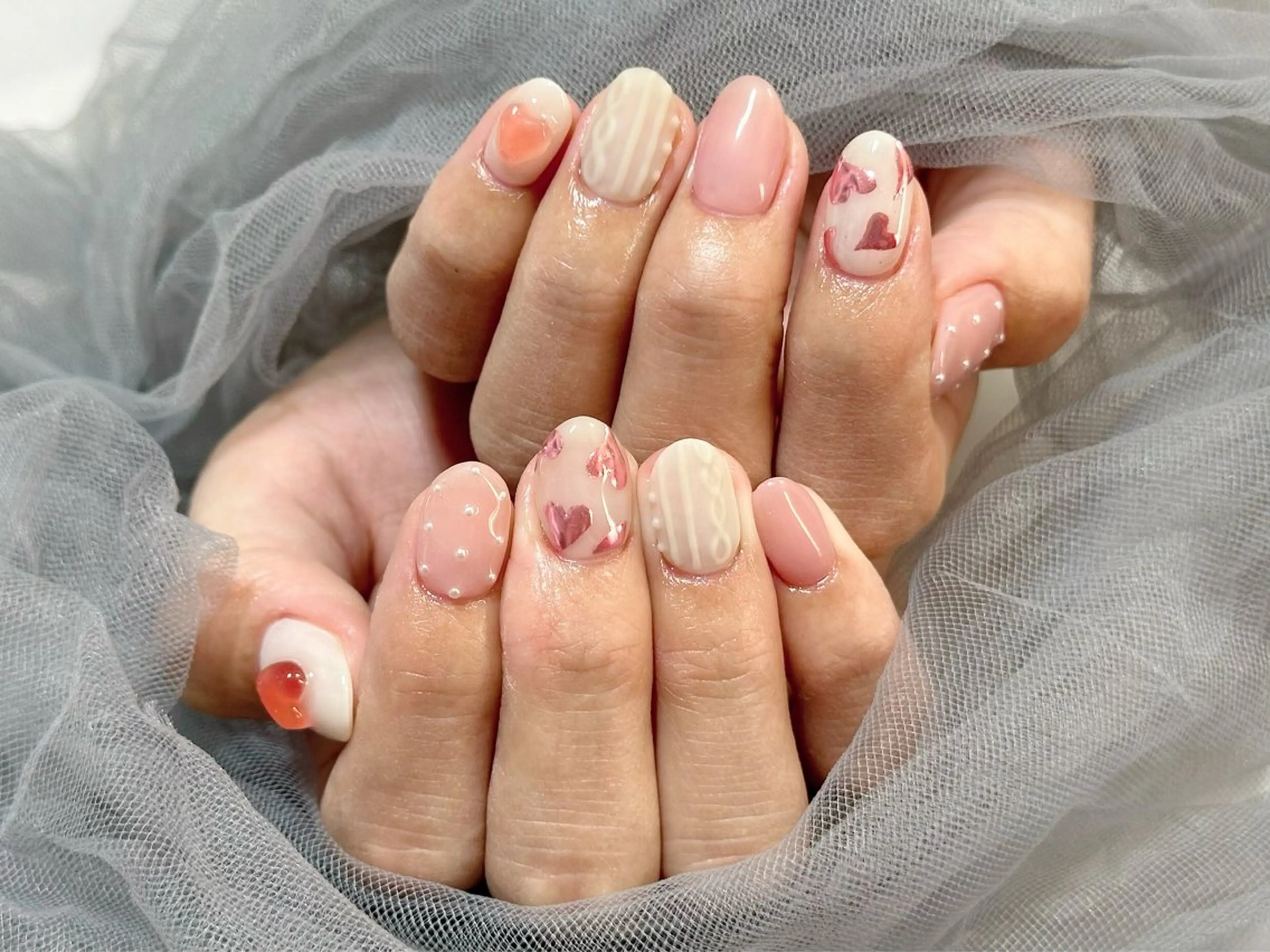 ネイル ハート ミラーネイル ハンドネイル Nail Salon KURELLYのネイルデザイン