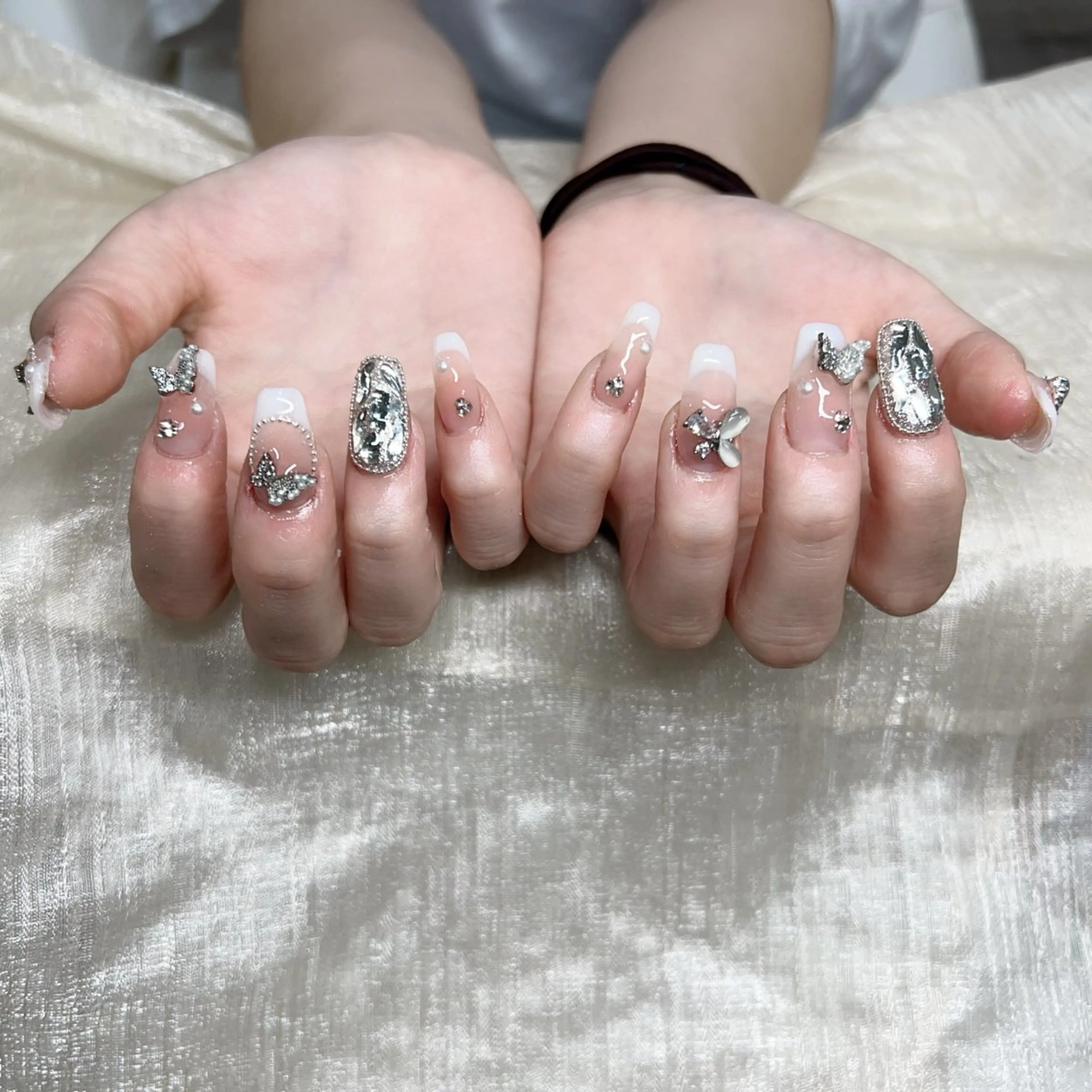 ネイル More Glam 池袋東口店のネイルデザイン