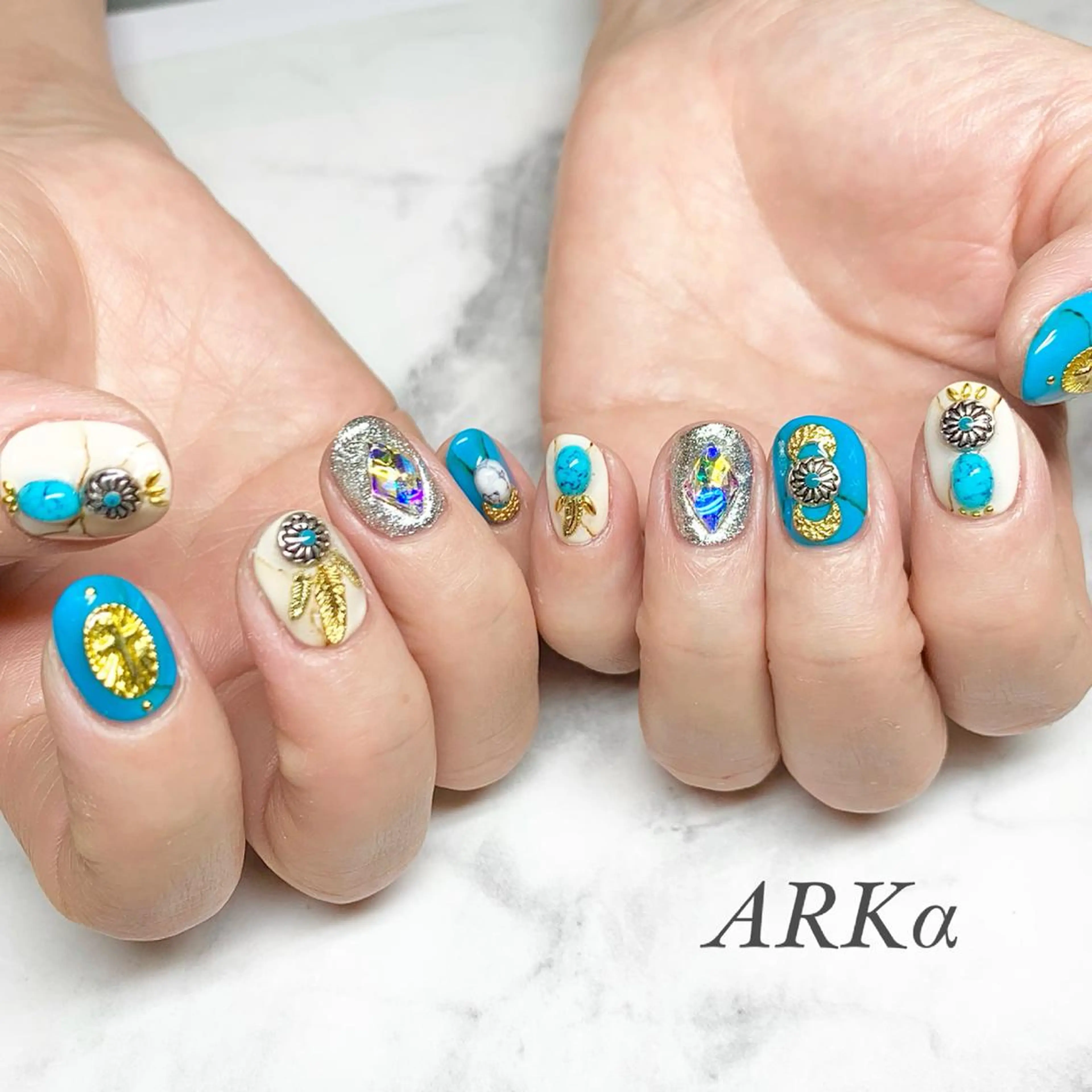 ネイル ストーンネイル ハンドネイル Nailsalon ARKαのネイルデザイン