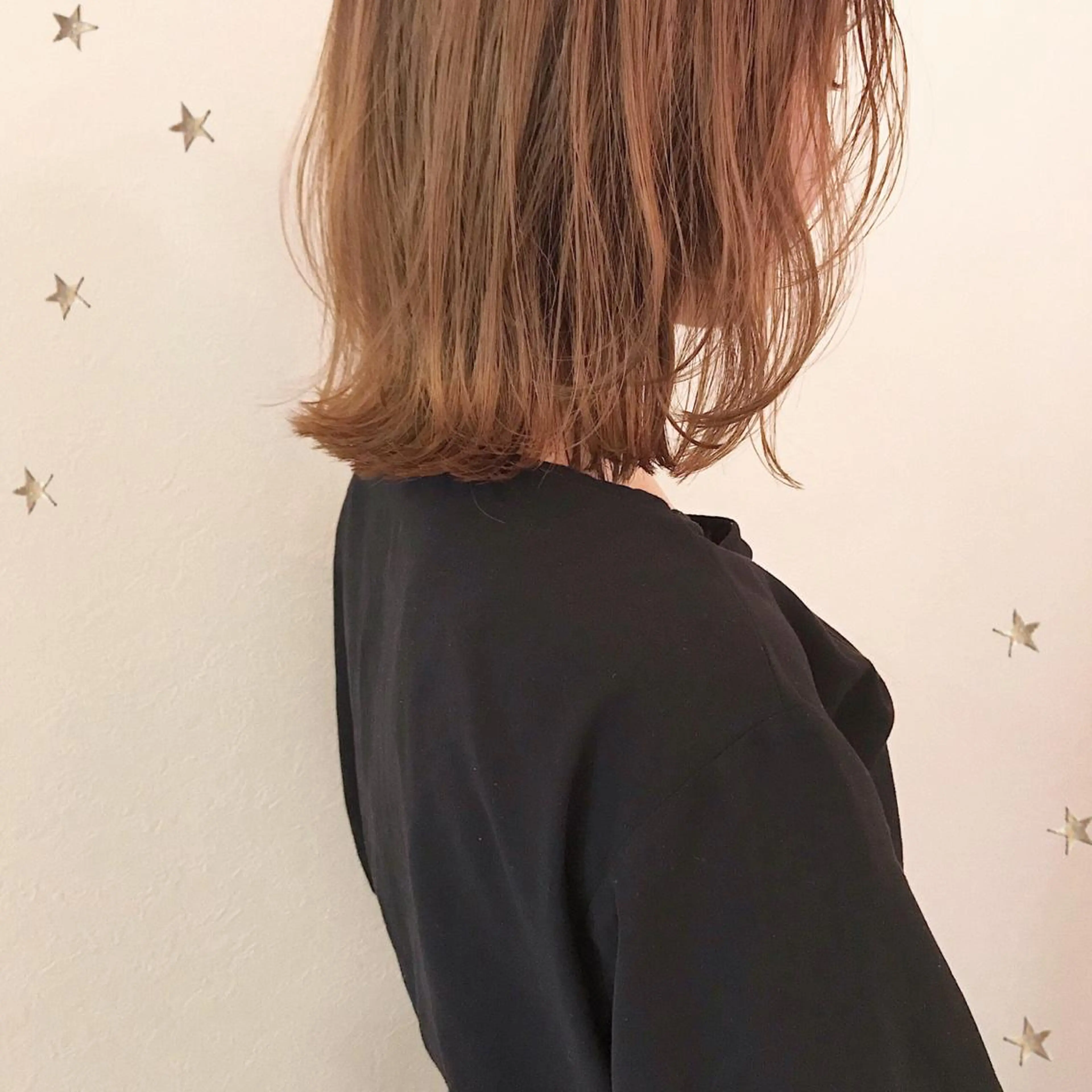 ミディアム 市川 千夏のヘアスタイル