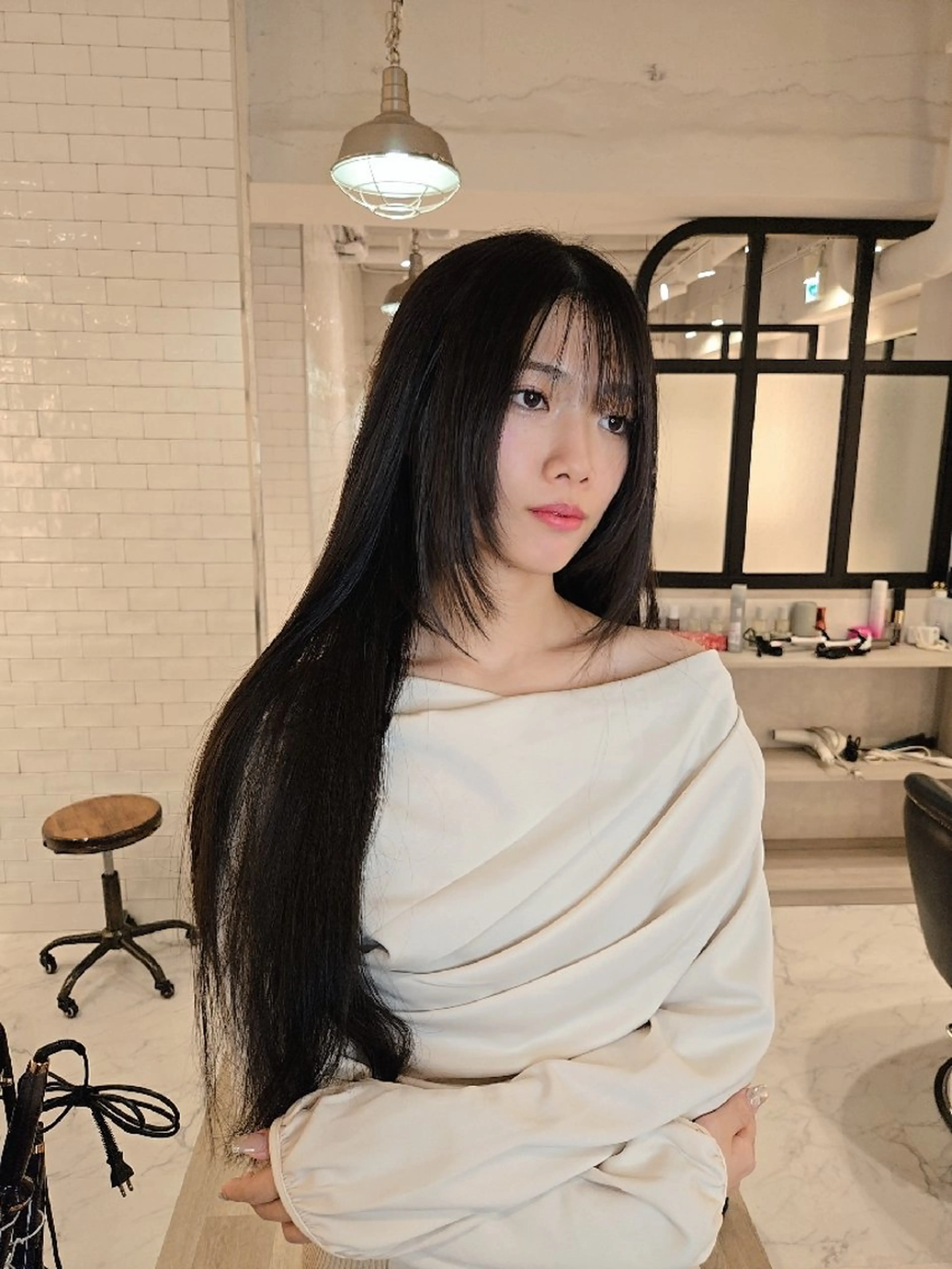 ロング カラー カット ヘアカラー トリートメント emi/髪質改善/ 韓国風/艶カラーのヘアスタイル
