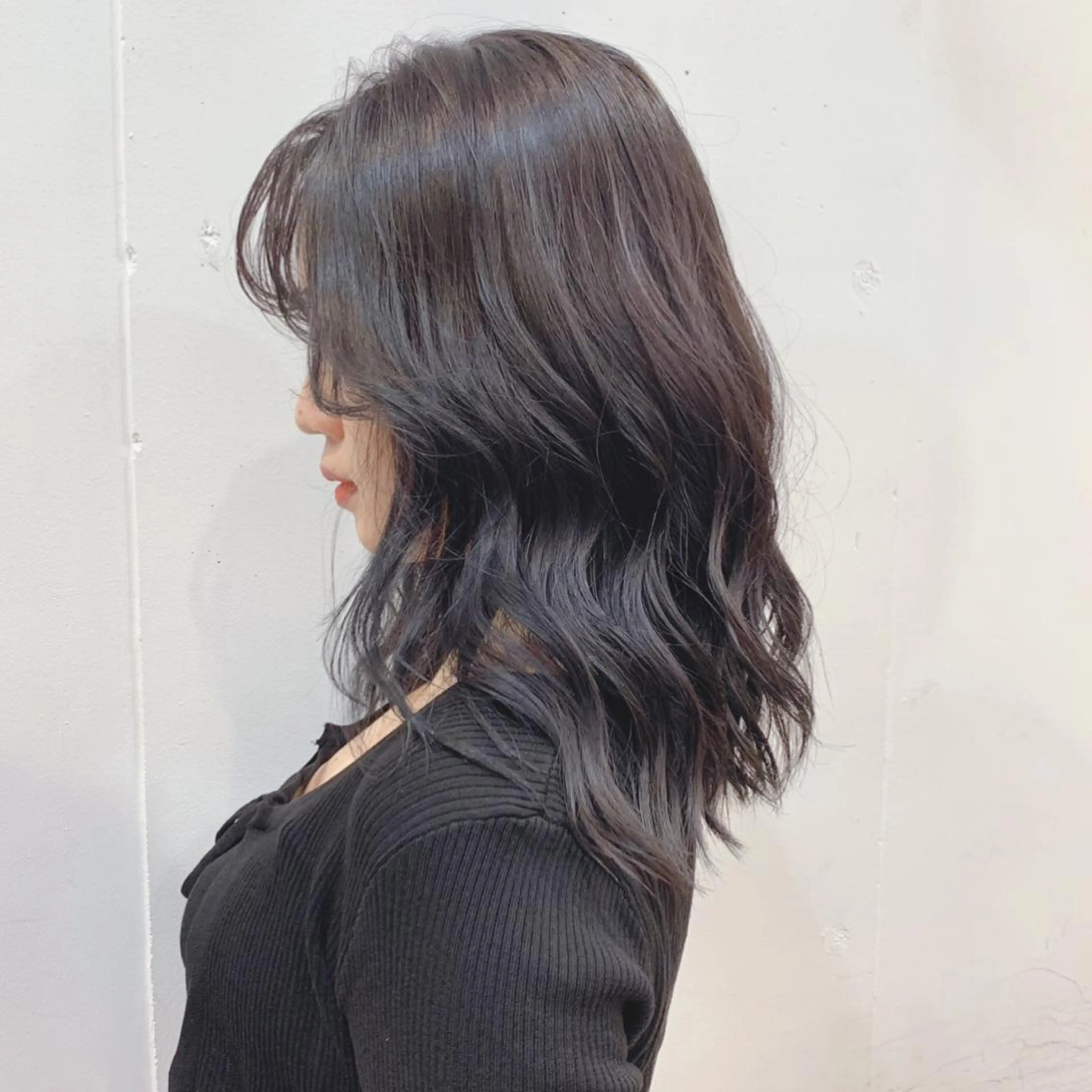 セミロング カラー ヘアアレンジ 透明感カラー オザキクウガ/ ブリーチ/髪質改善のヘアスタイル