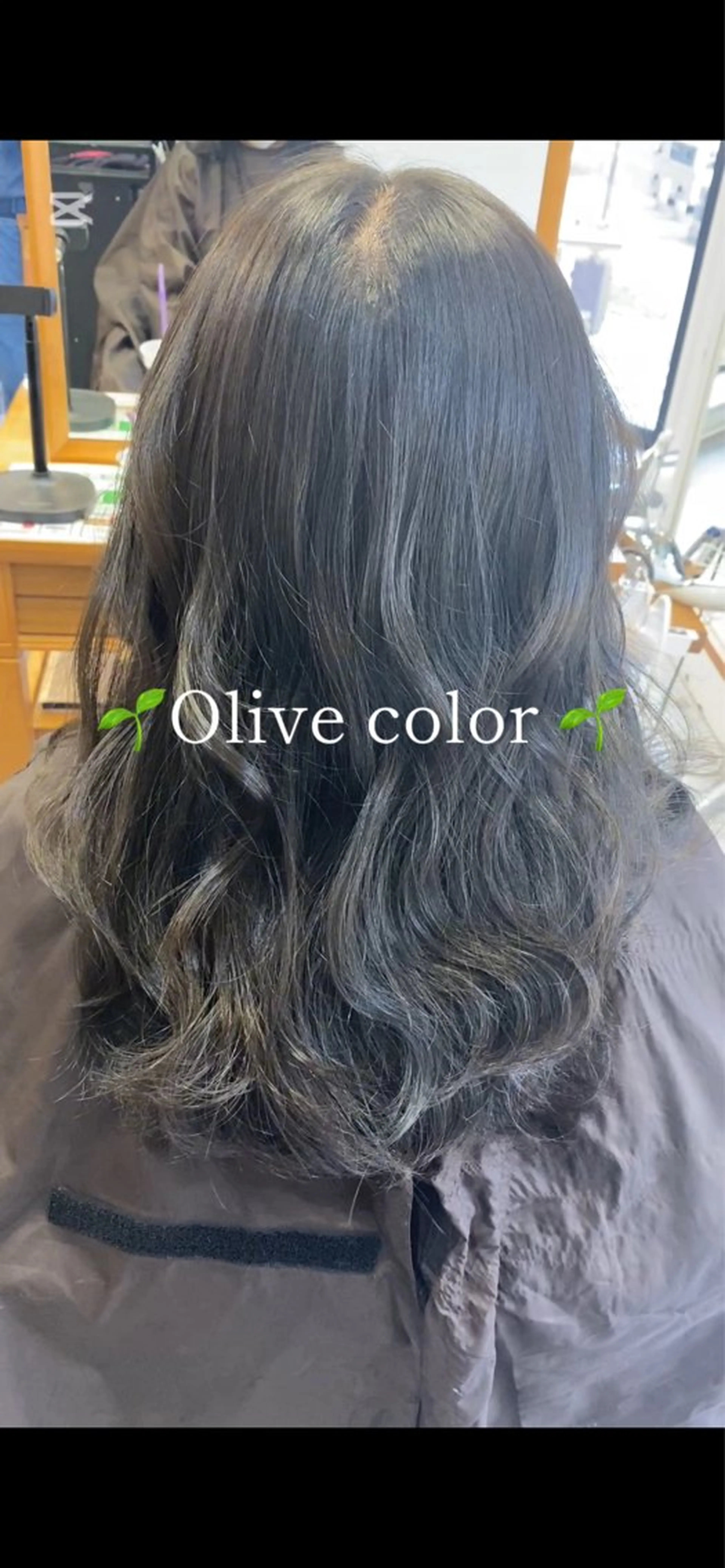 カラー SA YAKAのヘアスタイル