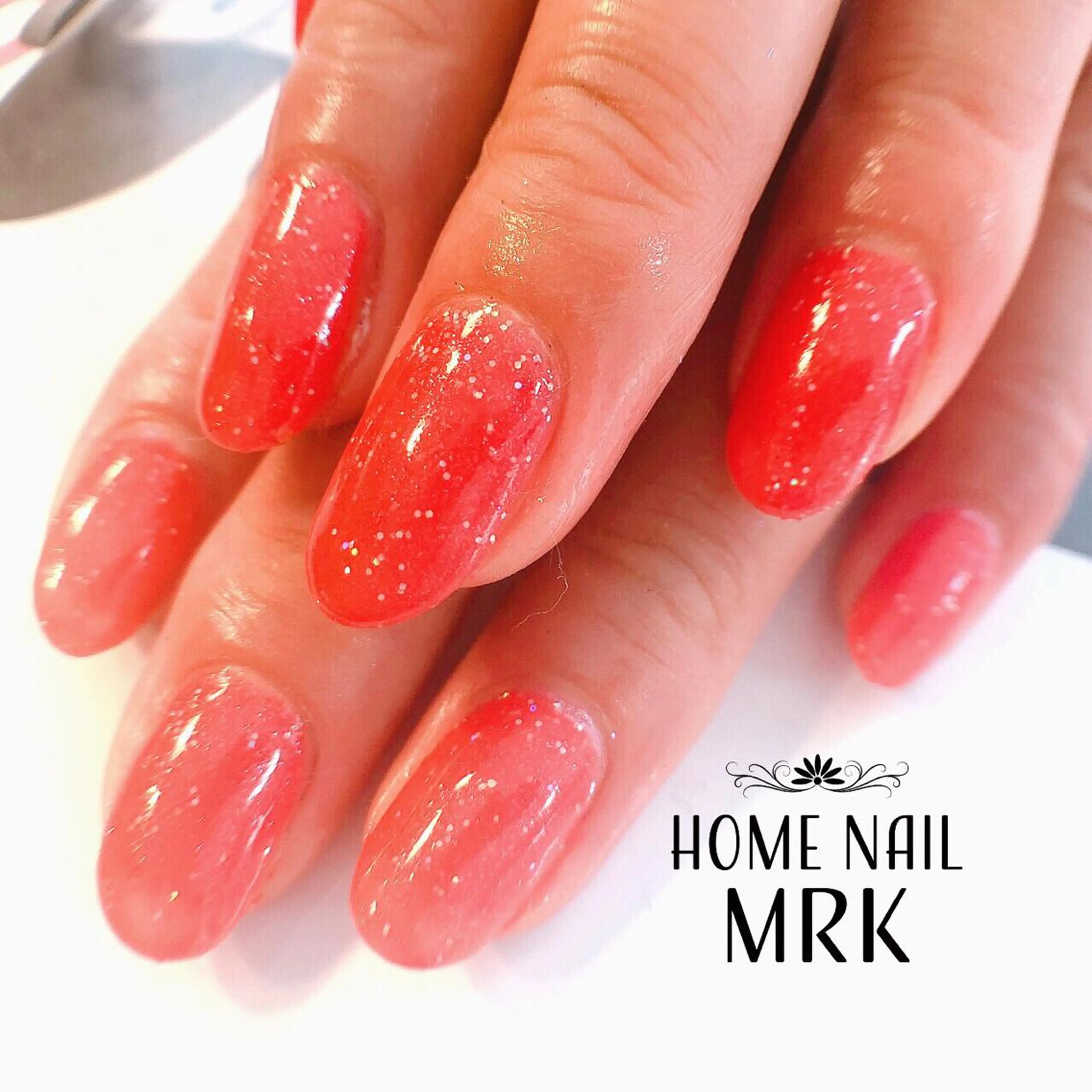 ネイル ラメ(グリッター) 赤色 MARUKO nailのネイルデザイン