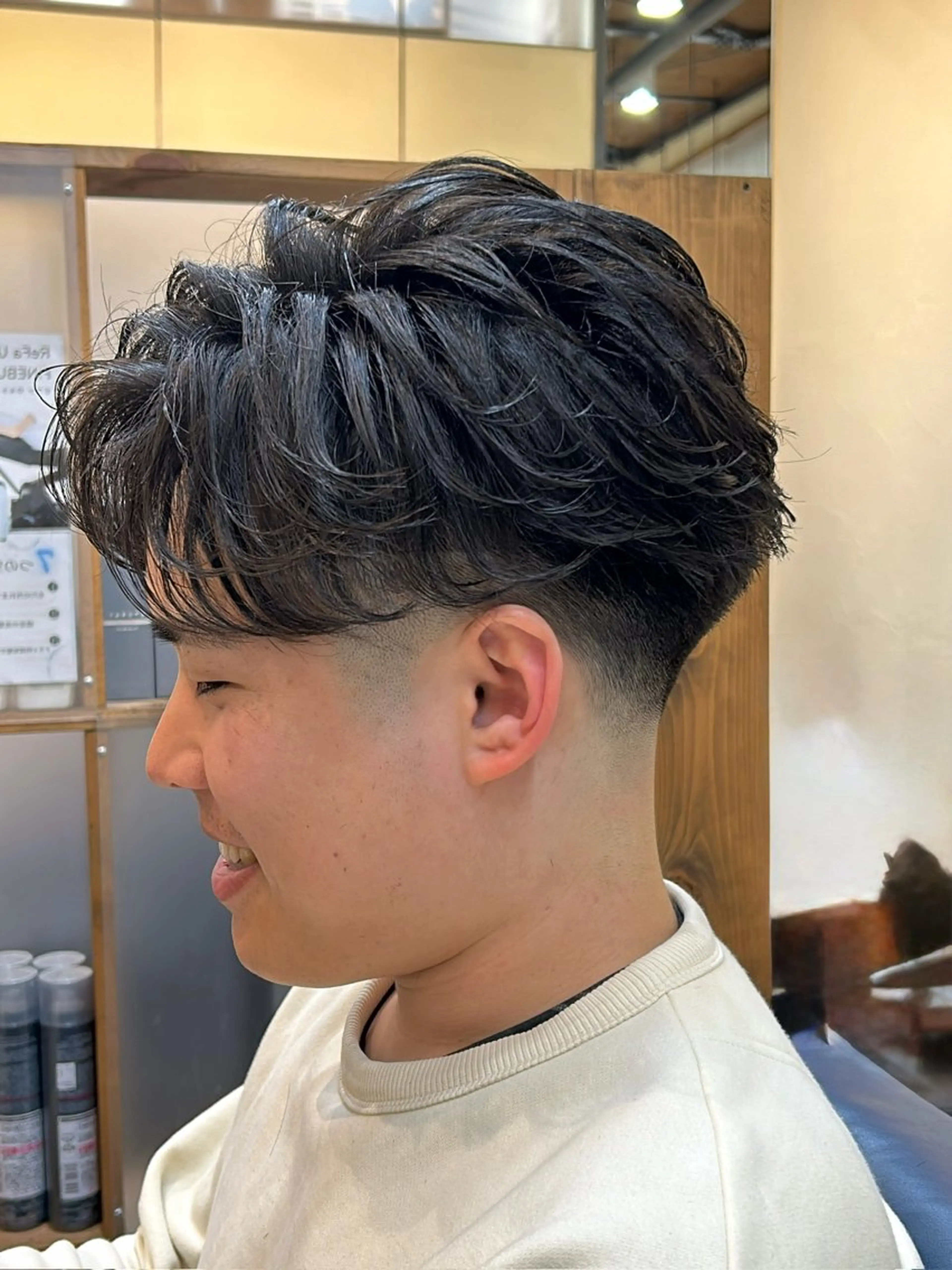 パーマ メンズ フェザーパーマ メンズパーマ カット パーマ メンズ特化美容師 岩田拓海のヘアスタイル