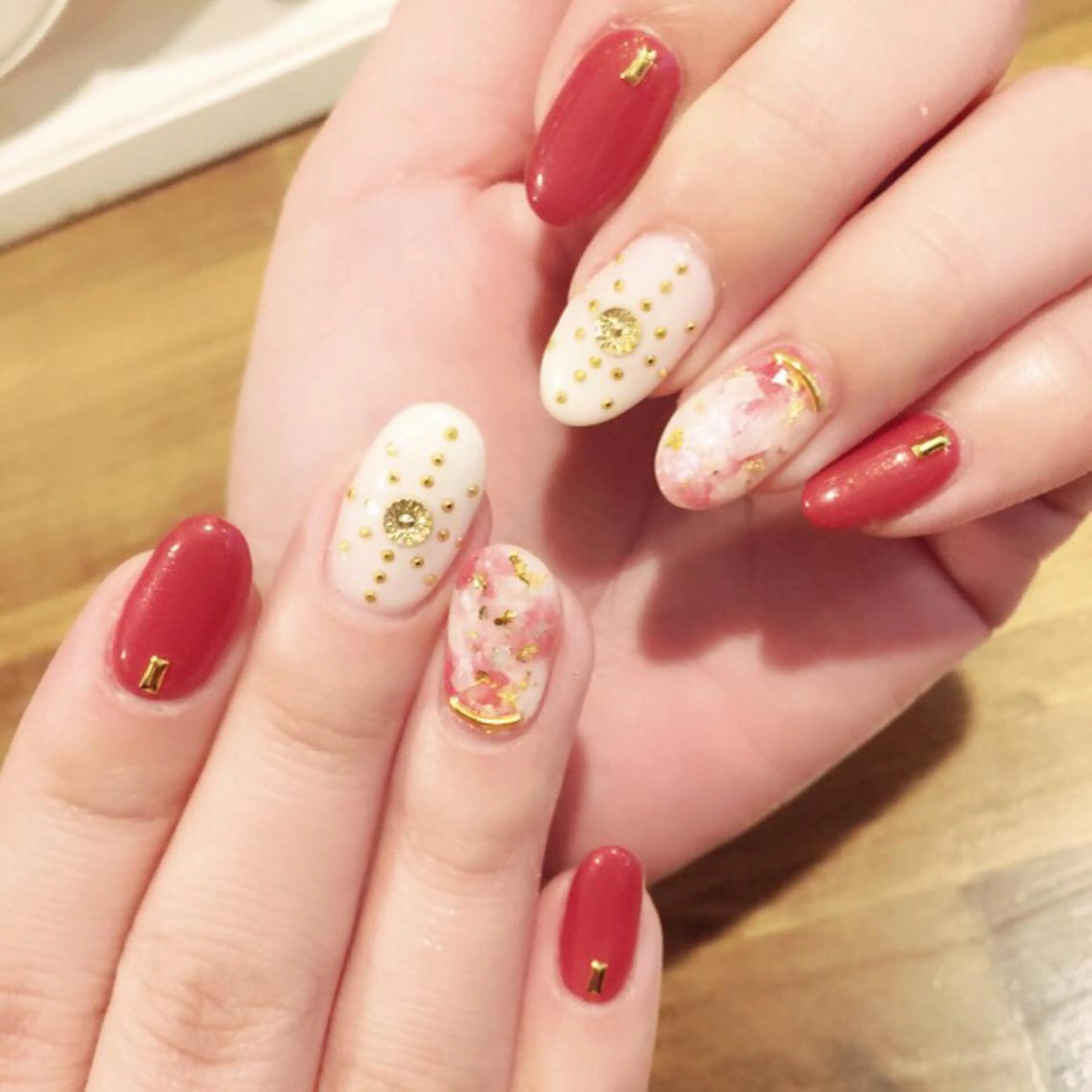 ネイル YÜA NAILのネイルデザイン