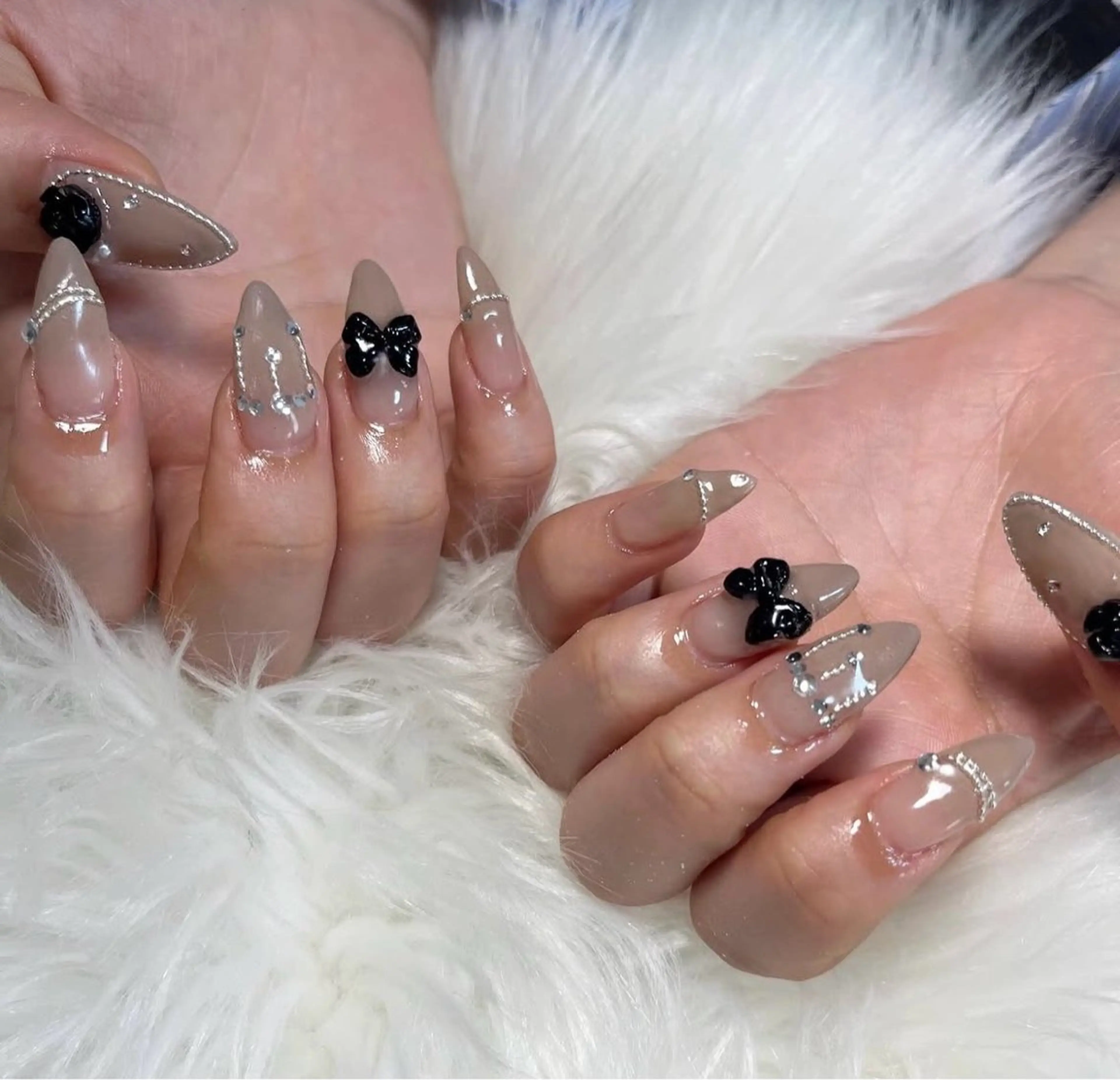 ネイル ハンドネイル Rureri .のネイルデザイン