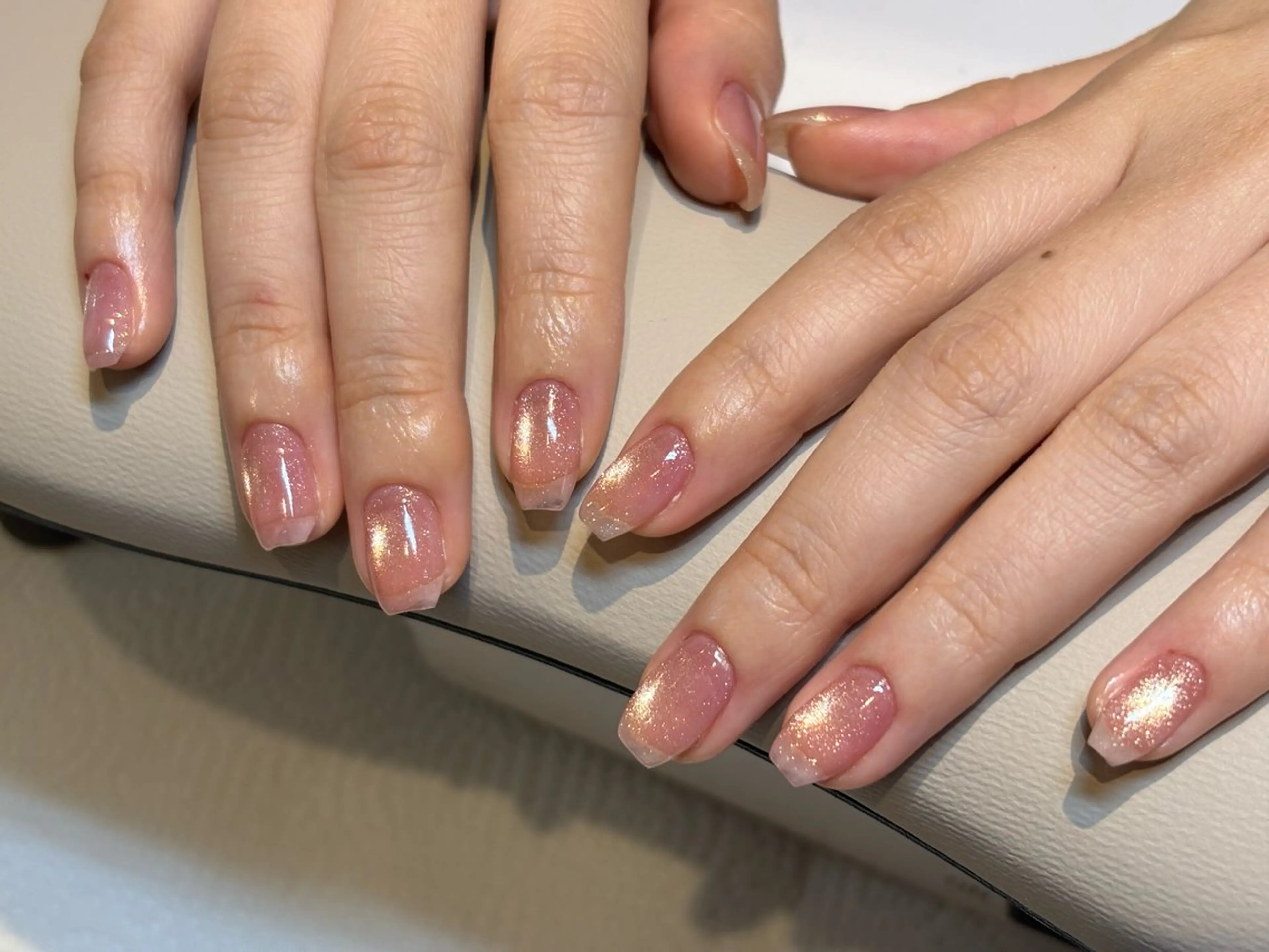 ネイル 楡井 陽菜のネイルデザイン