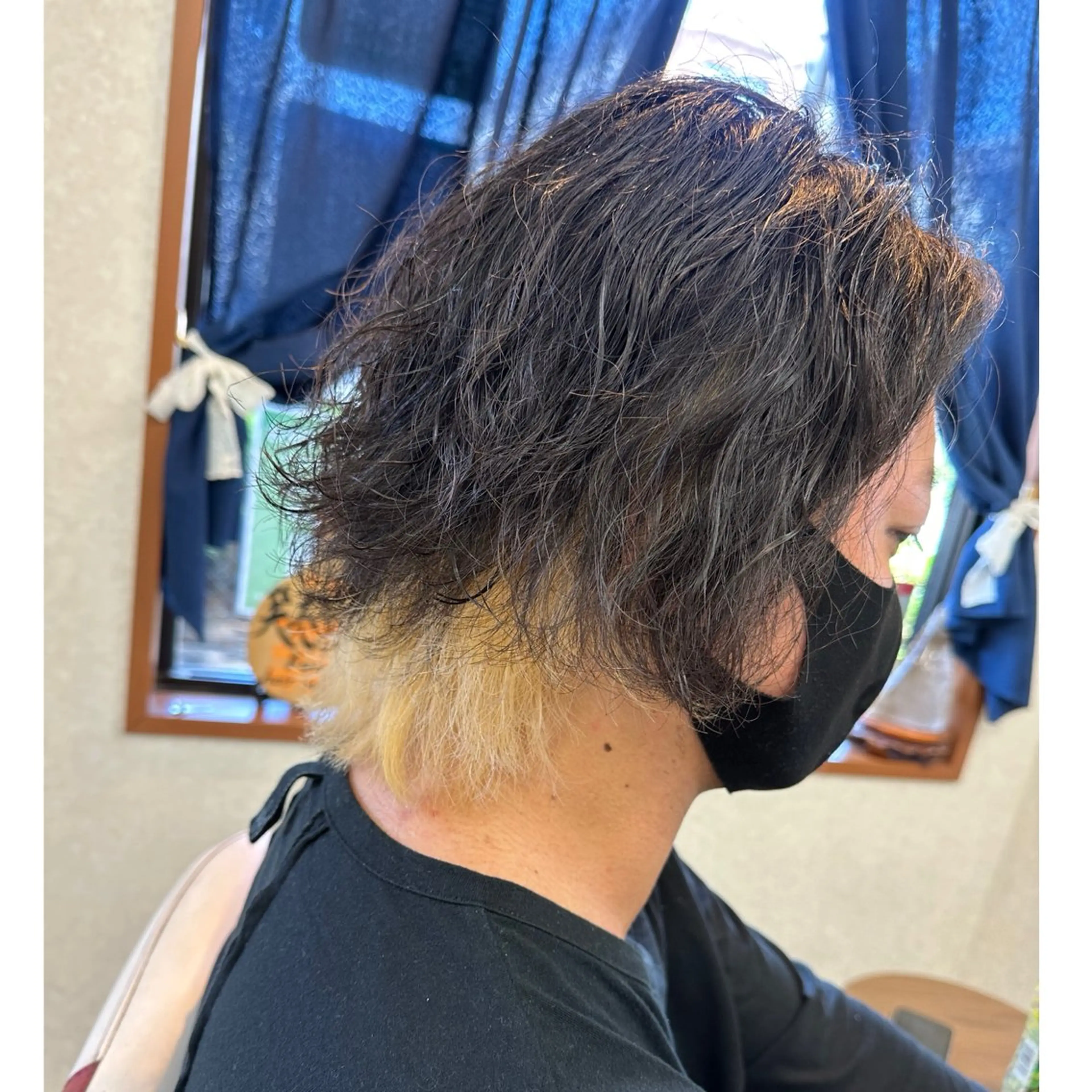 ミディアム カラー メンズ 三原 友美のヘアスタイル