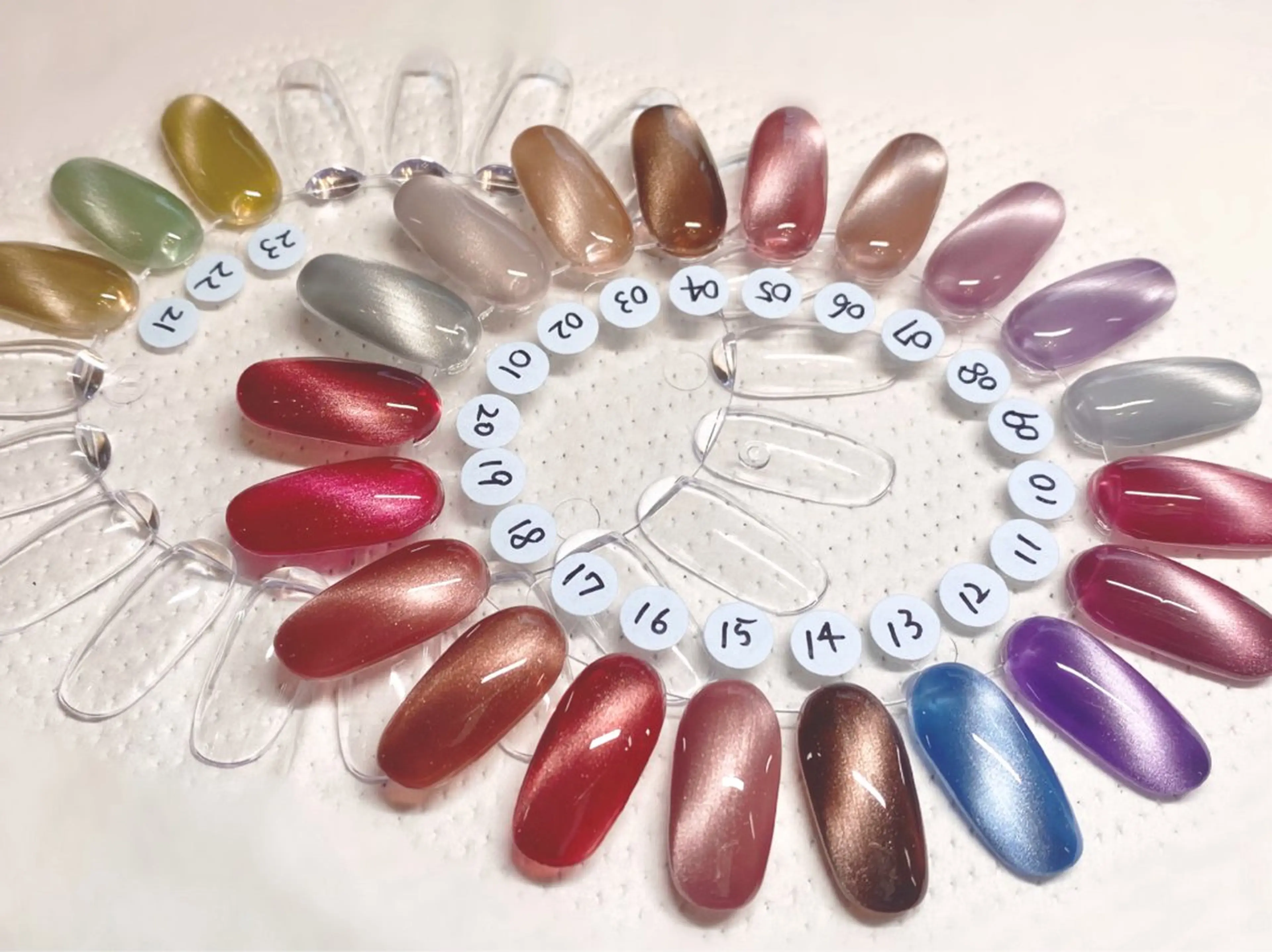 ネイル マグネットネイル ハンドネイル C's nailのネイルデザイン