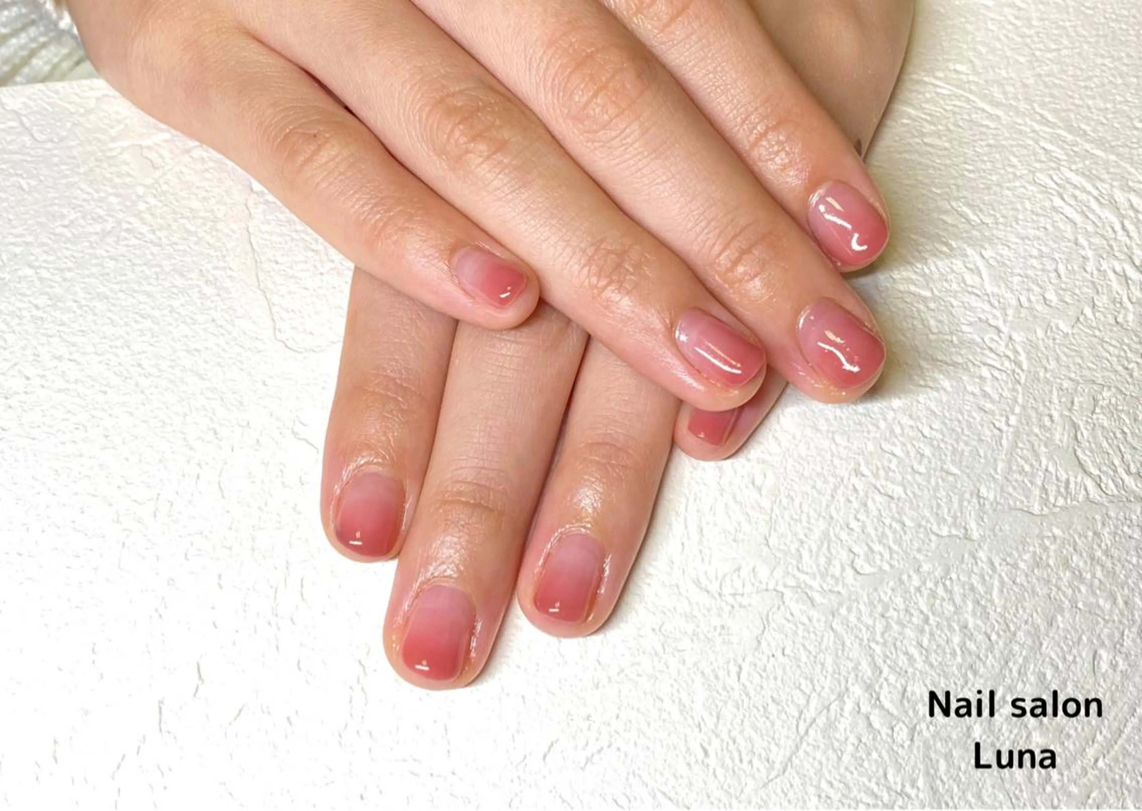 ネイル グラデーション マグネットネイル 加藤 美穂のネイルデザイン