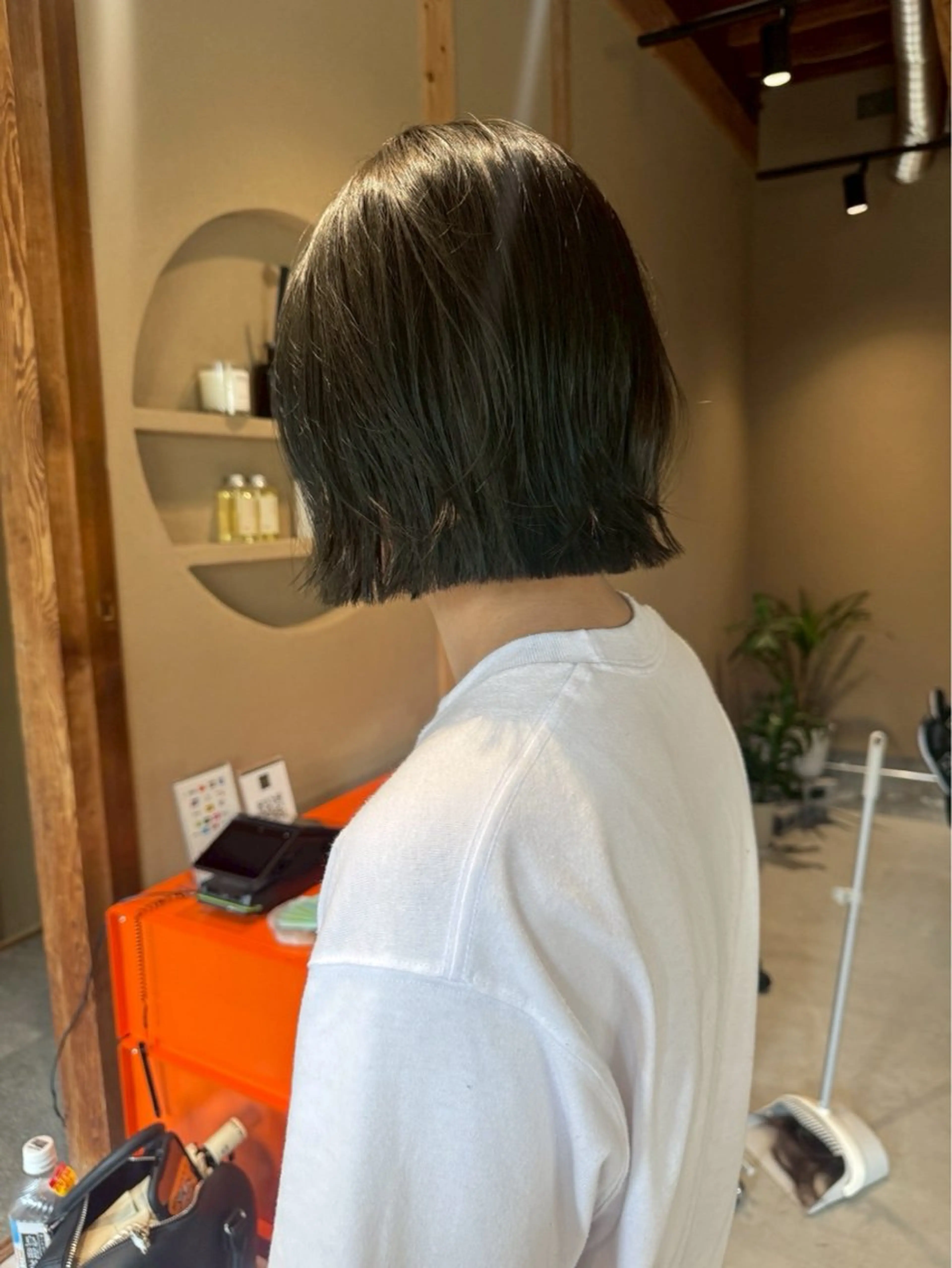 ミディアム 溝曽路 優衣のヘアスタイル