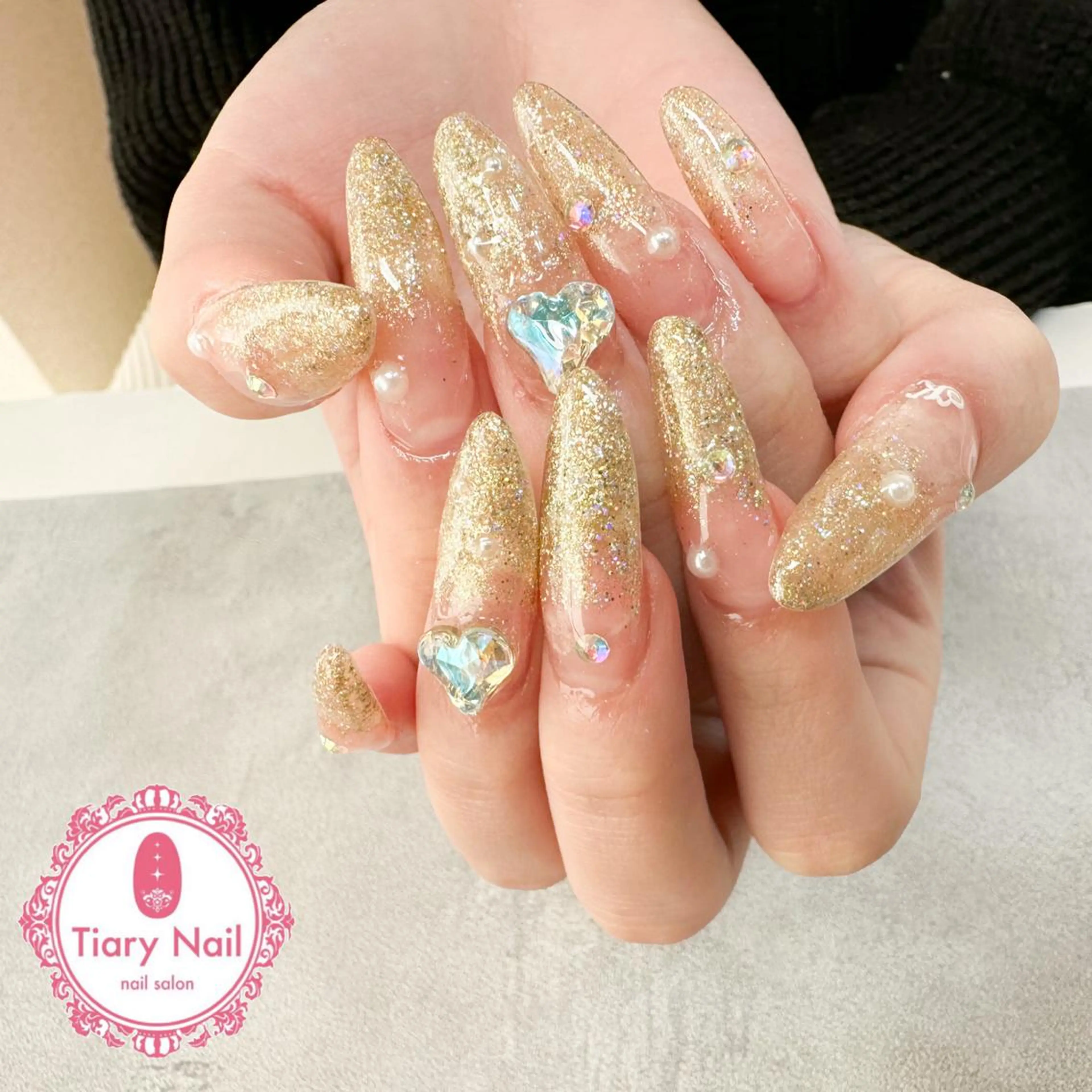 ネイル tiarynail K K🐼のネイルデザイン