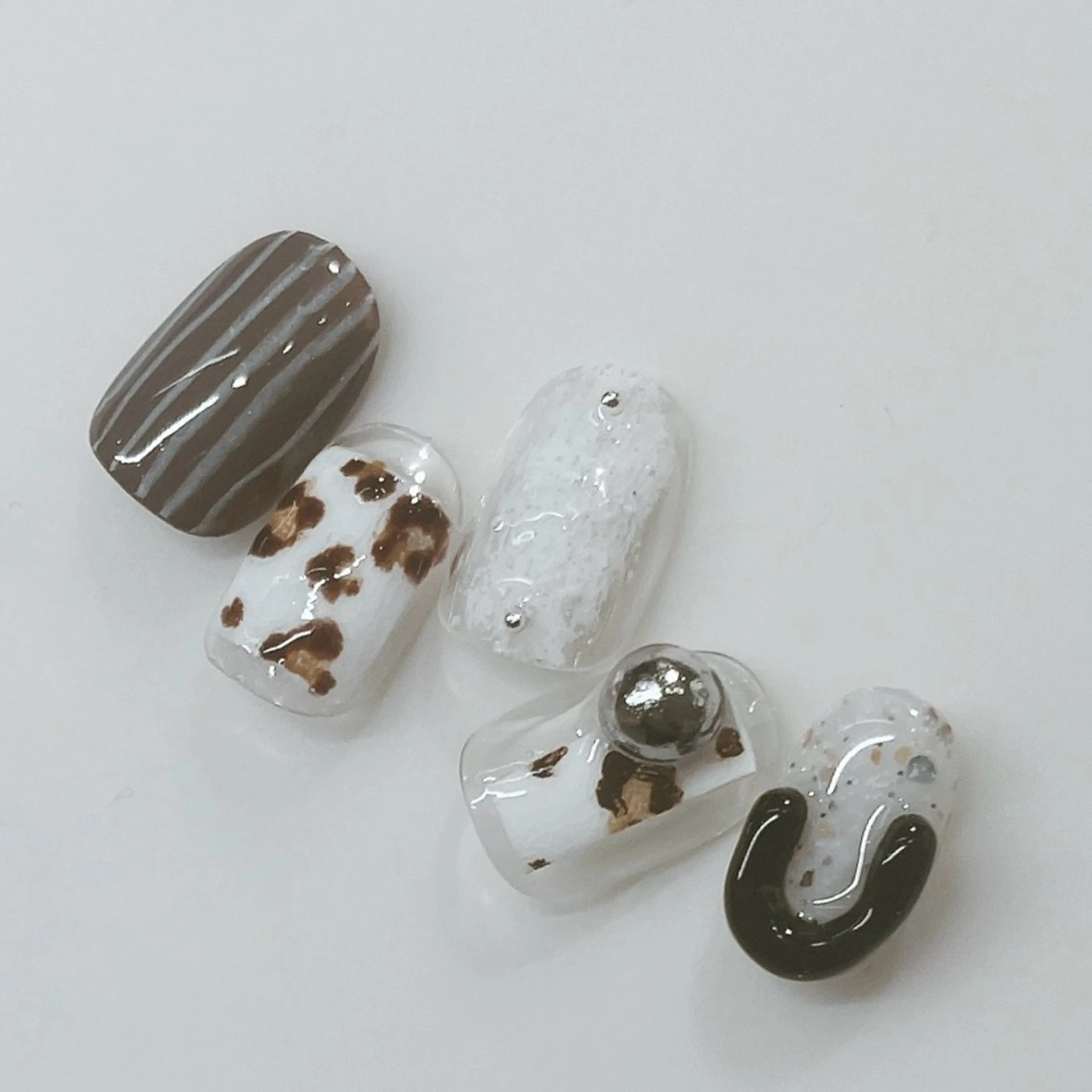 ネイル ハンドネイル A85G ayakoのネイルデザイン