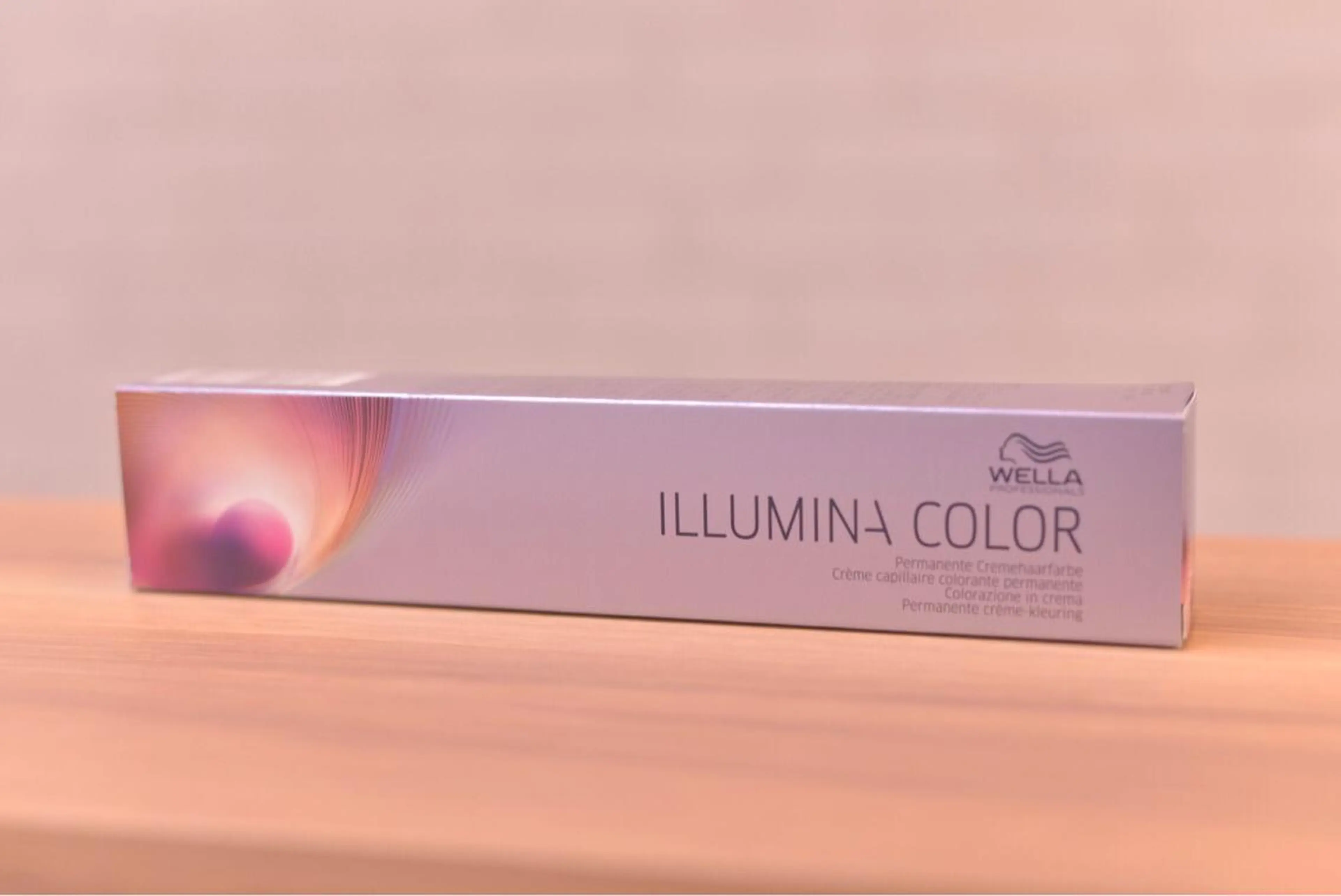 カラー noa  ノアのヘアスタイル