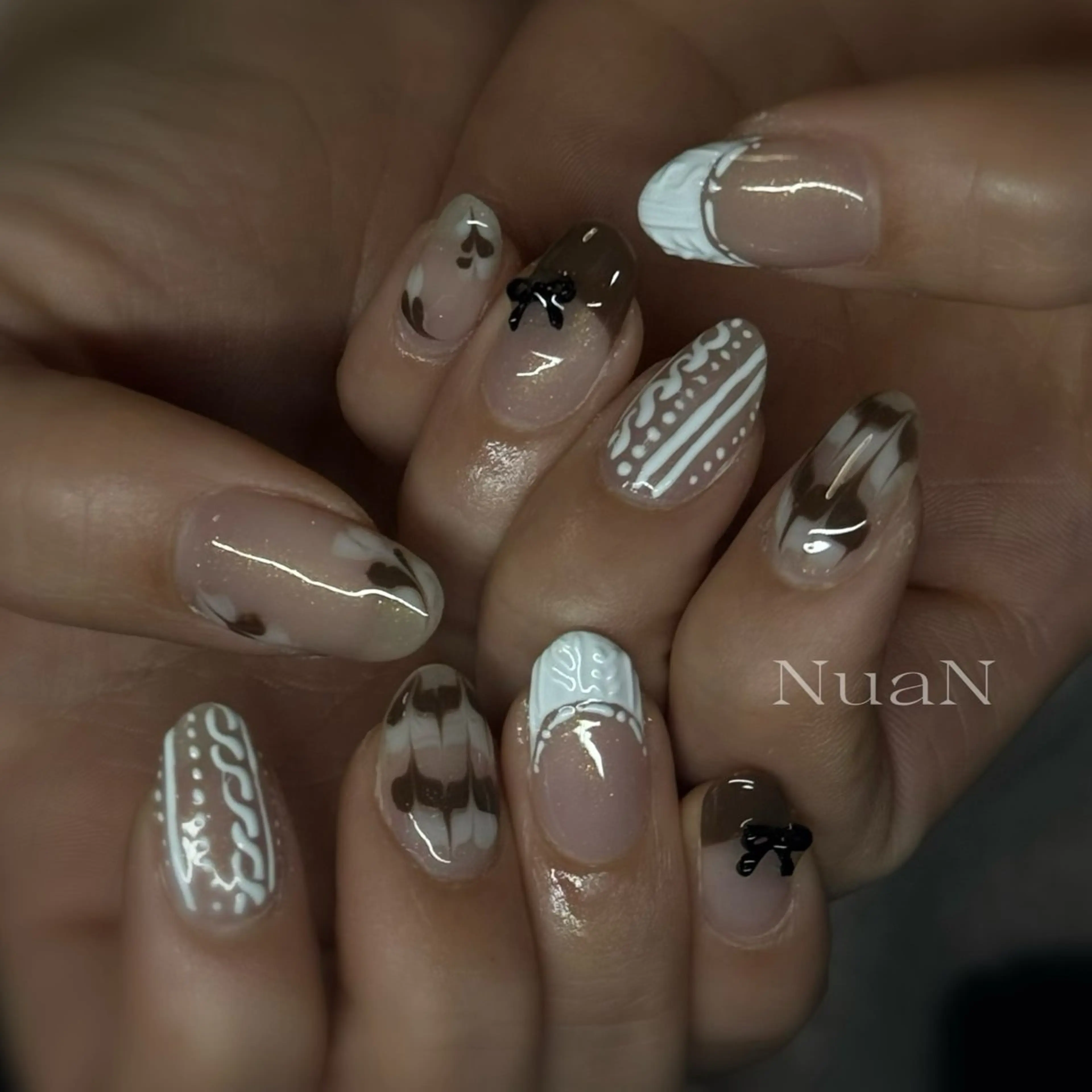 ネイル ハンドネイル NuaN ミニモ停止中のネイルデザイン