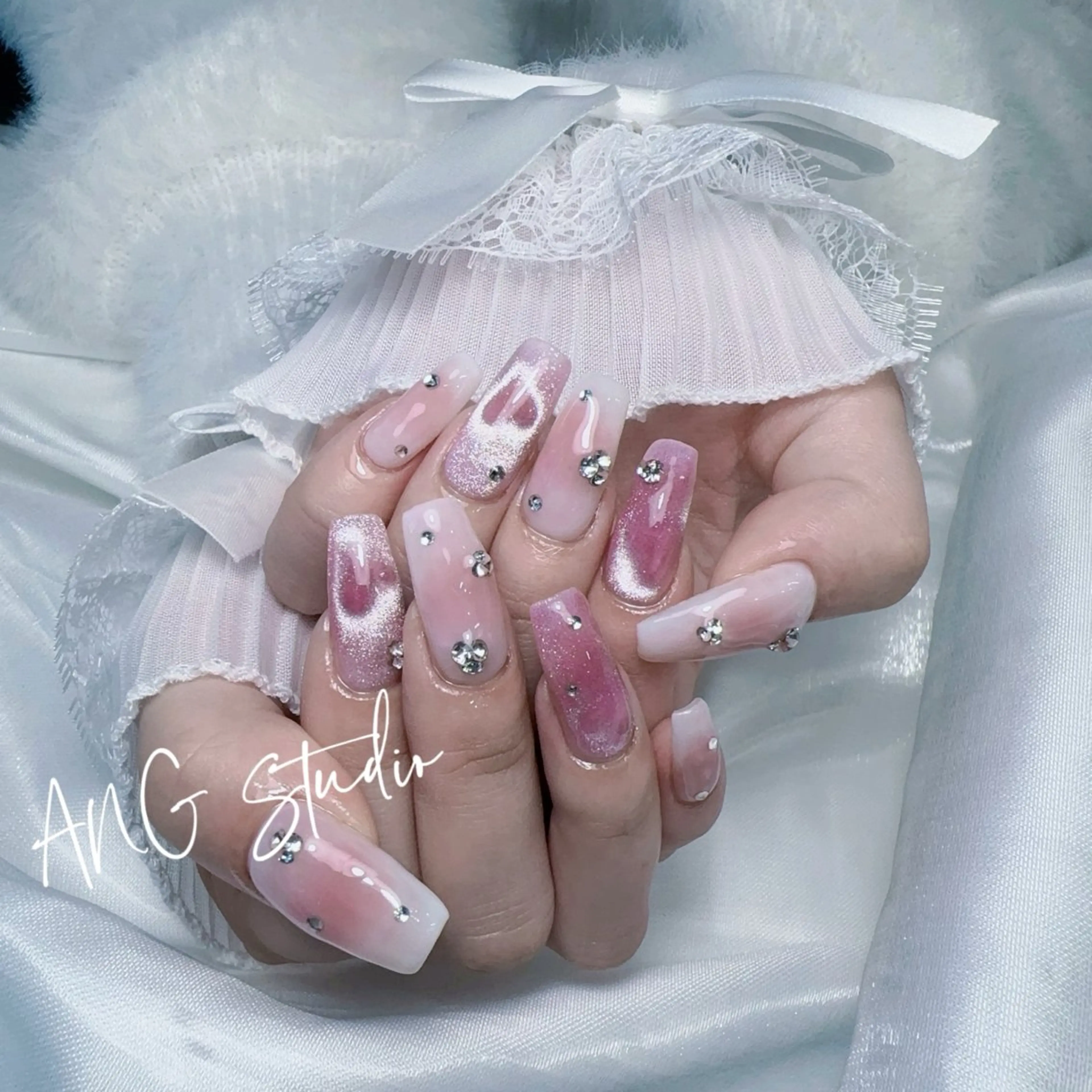 ネイル ハンドネイル ハンドケア ANG Studioのネイルデザイン