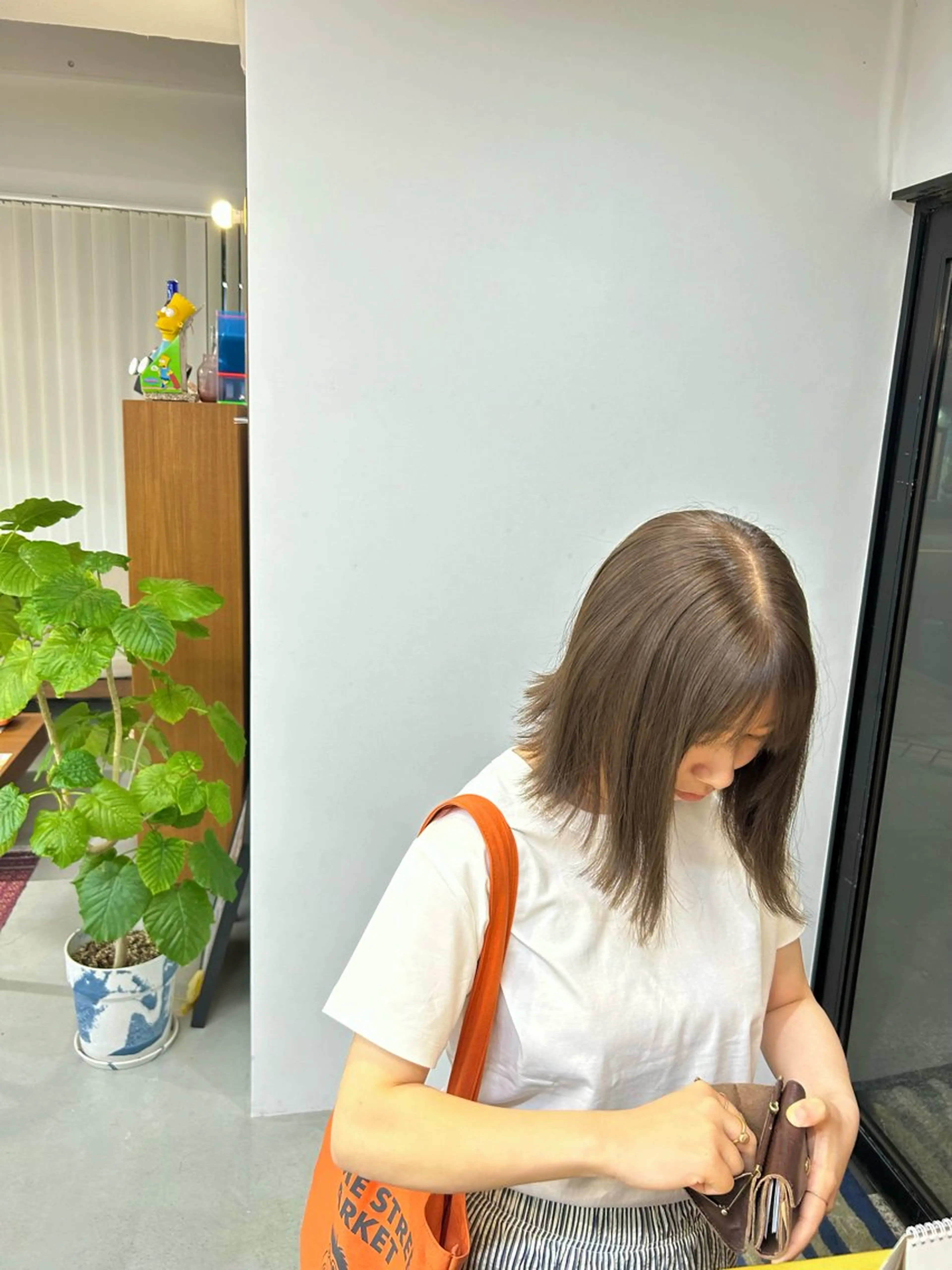 ミディアム カラー 藤原 あかりのヘアスタイル