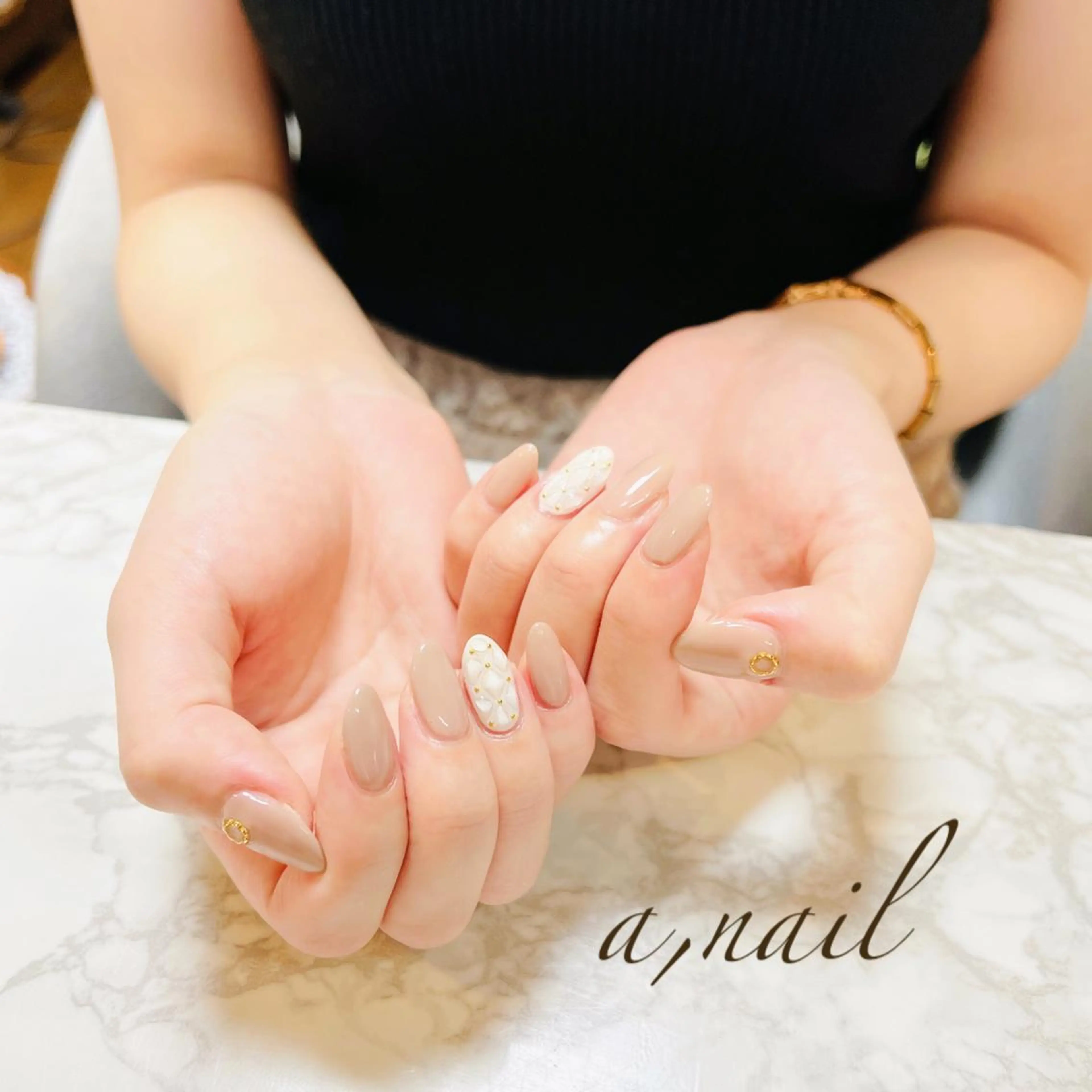 ネイル フットネイル ジェルネイル グラデーション ワンカラーネイル シンプルネイル ネイルサロン エーネイルのネイルデザイン