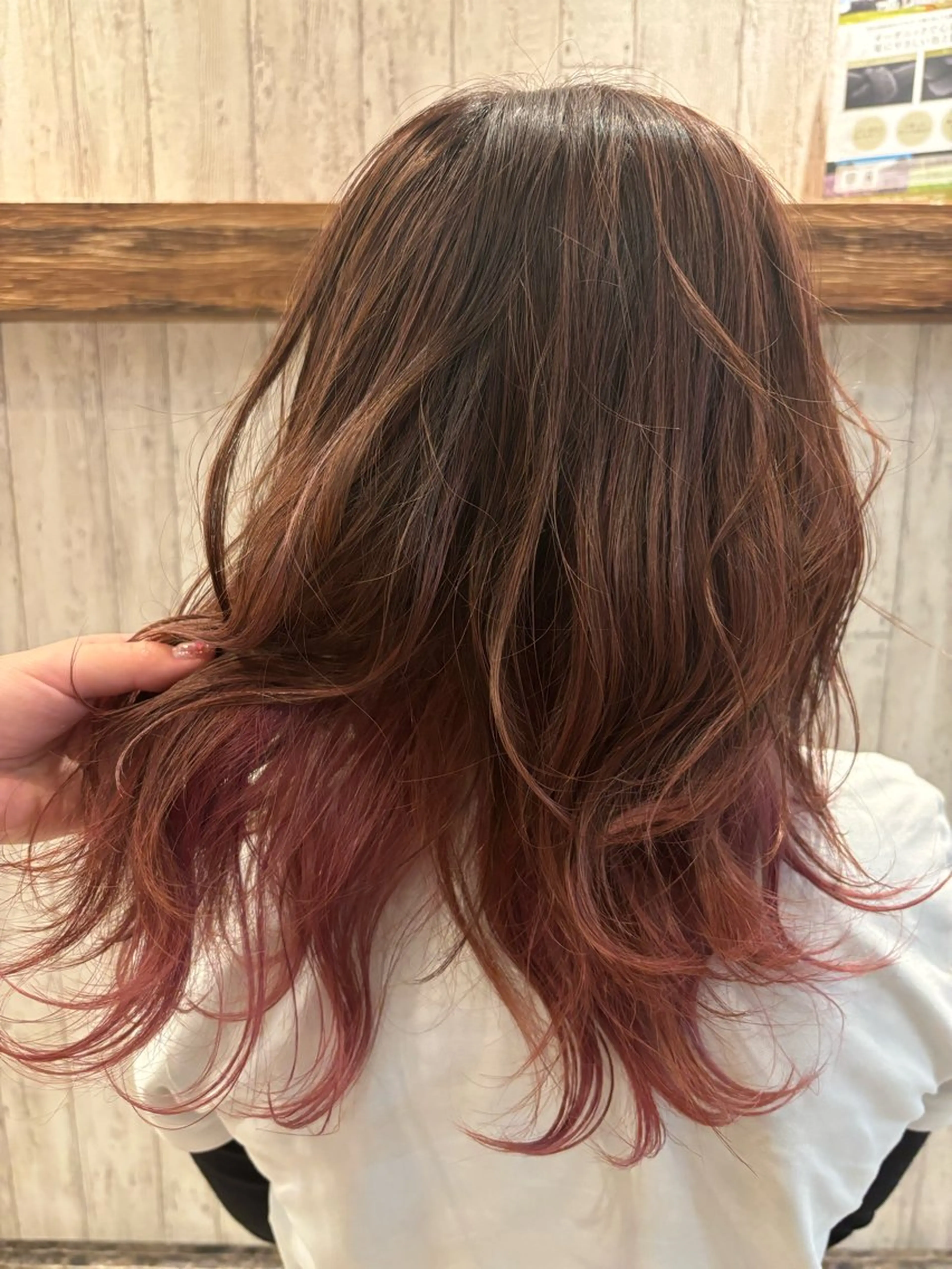 セミロング 坂井 アシスタントのヘアスタイル