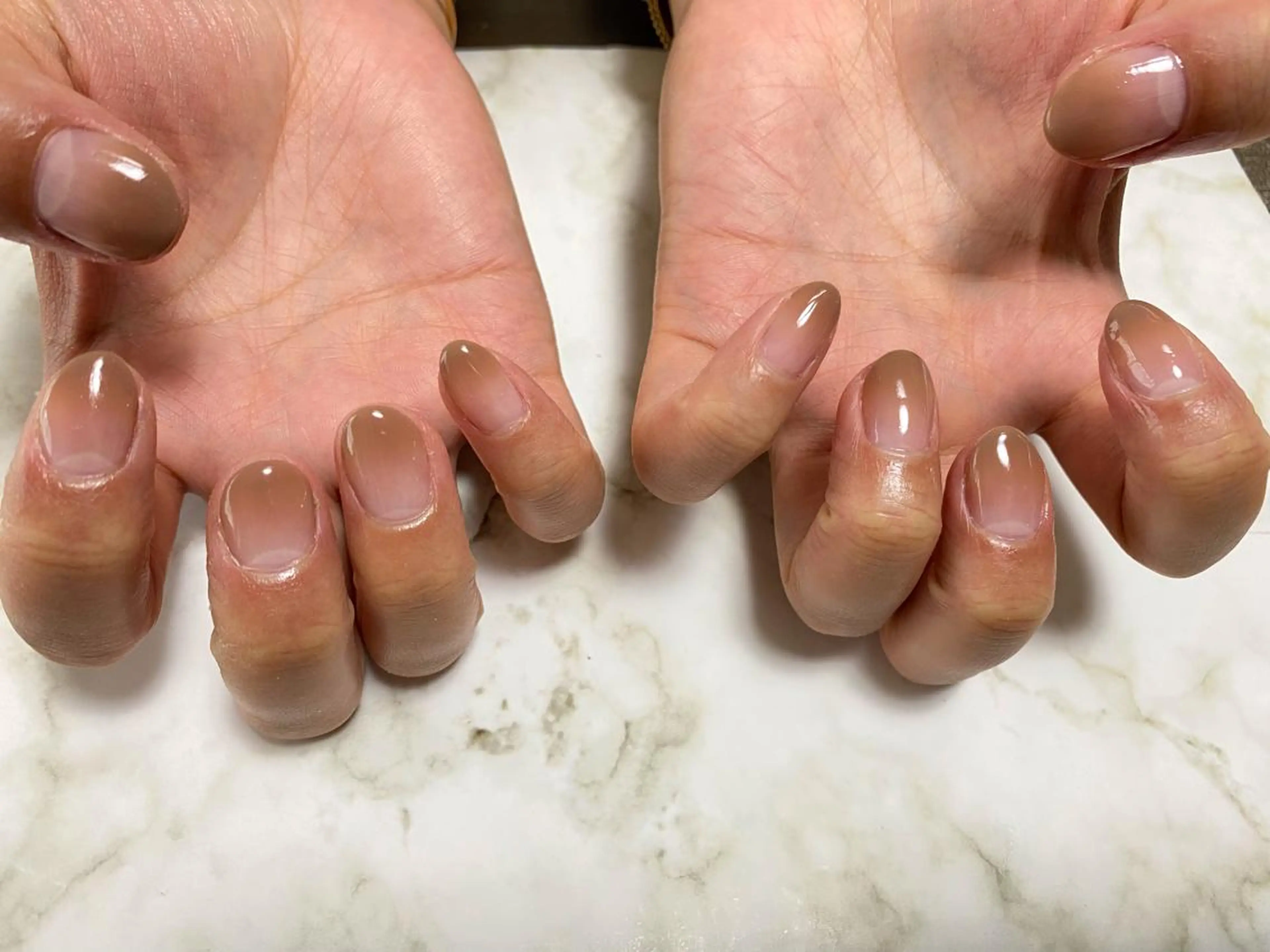 ネイル ブラウン mogunail &blowのネイルデザイン