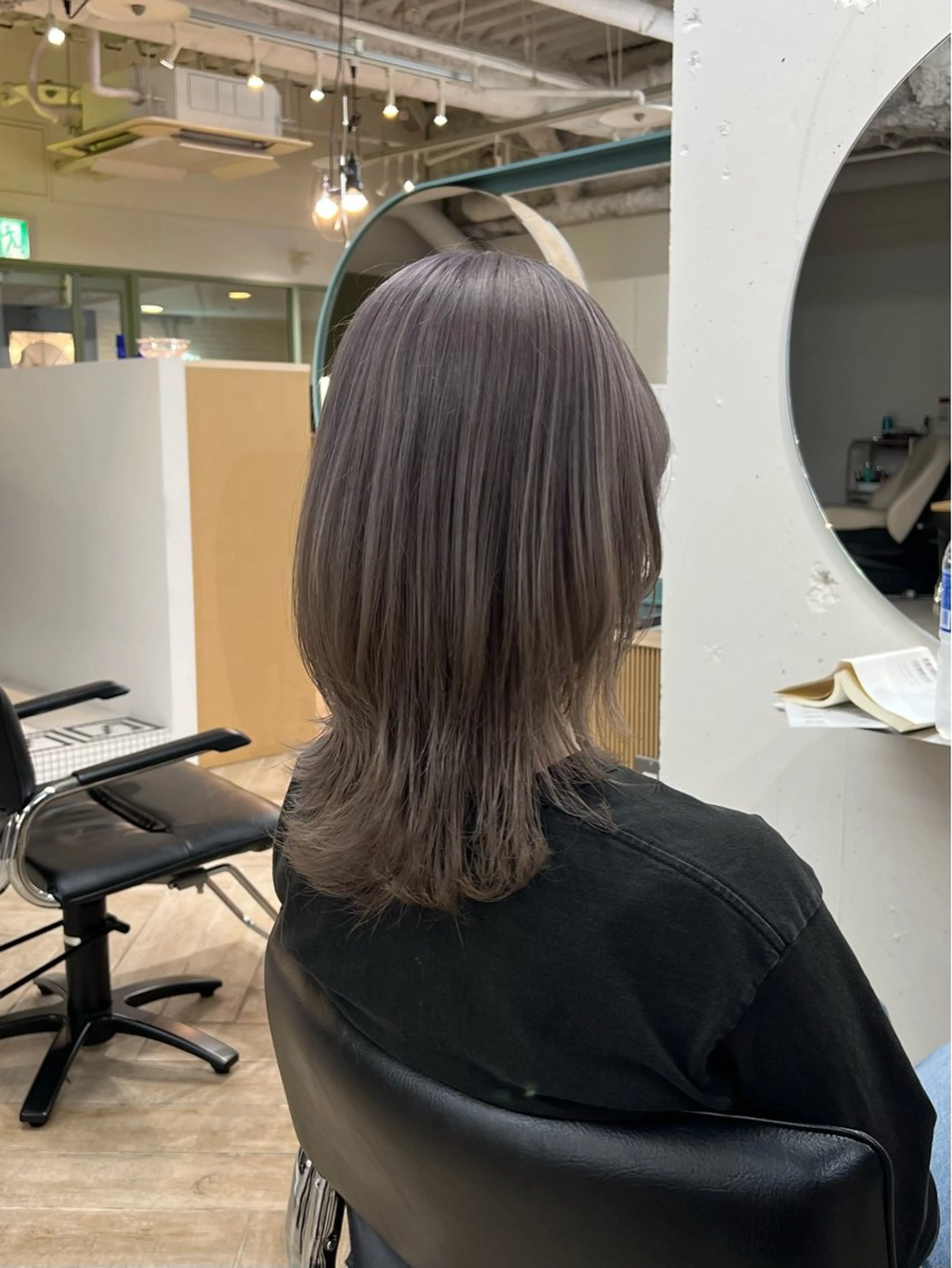 ミディアム カラー カット ヘアカラー トリートメント ベージュ/髪質改善 新潟/万代/井上佑のヘアスタイル