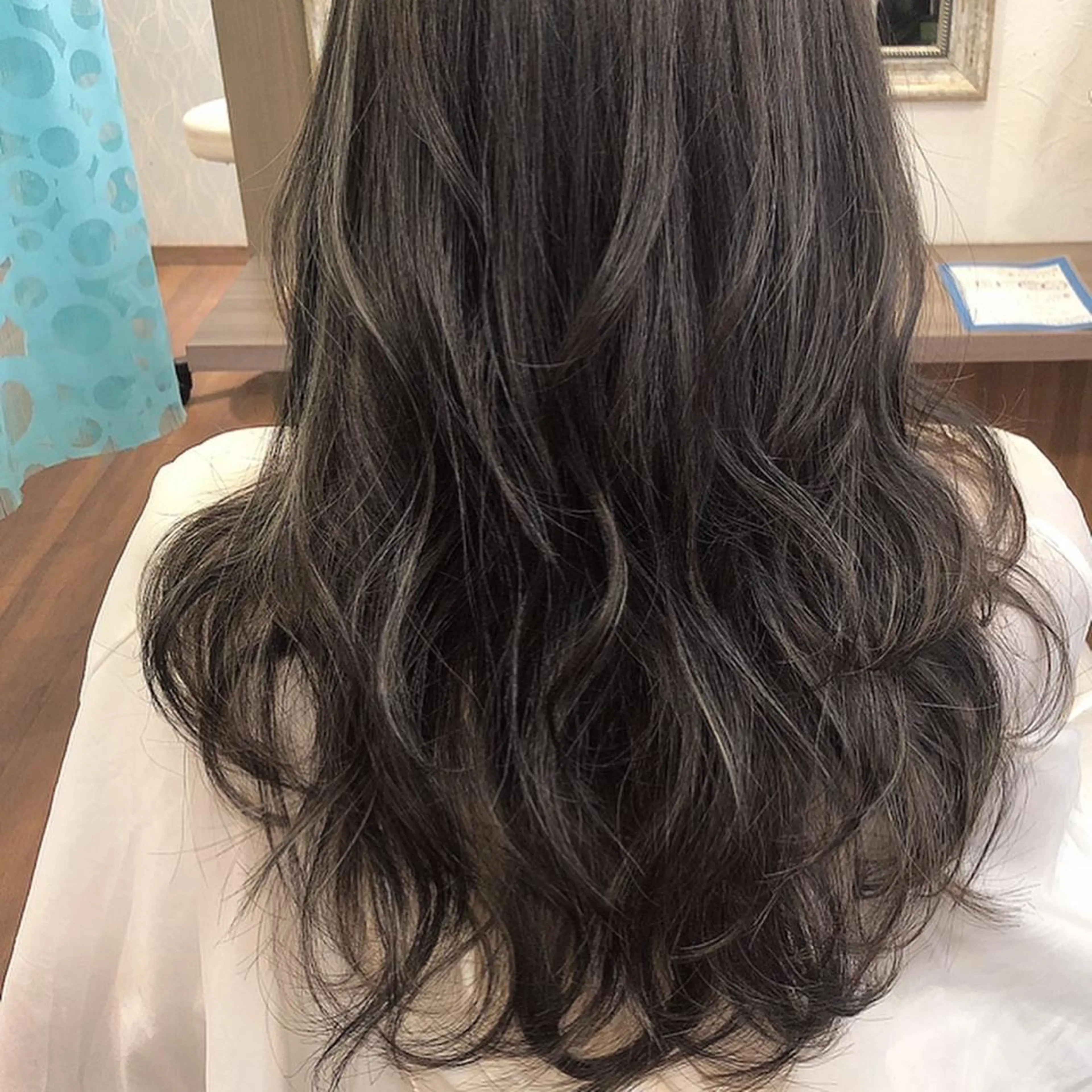 ロング カラー ハイライトカラー ハイライト レイヤーカット カット ヘアカラー ボブ支持率NO1 🌈CHIKAのヘアスタイル