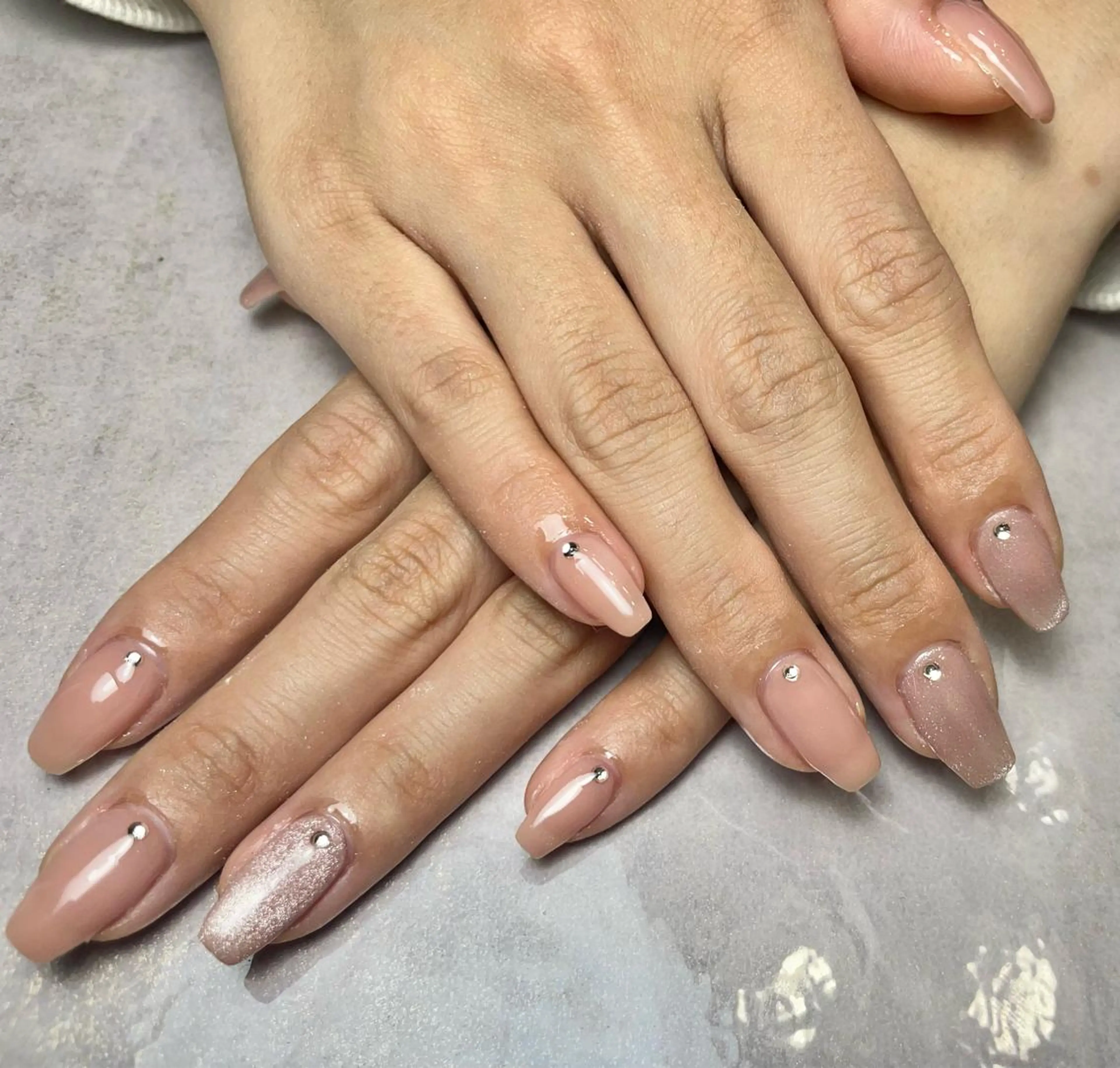ネイル ジェルネイル マグネットネイル オフィスネイル ワンカラーネイル パラジェル BLANC.nail yuuのネイルデザイン
