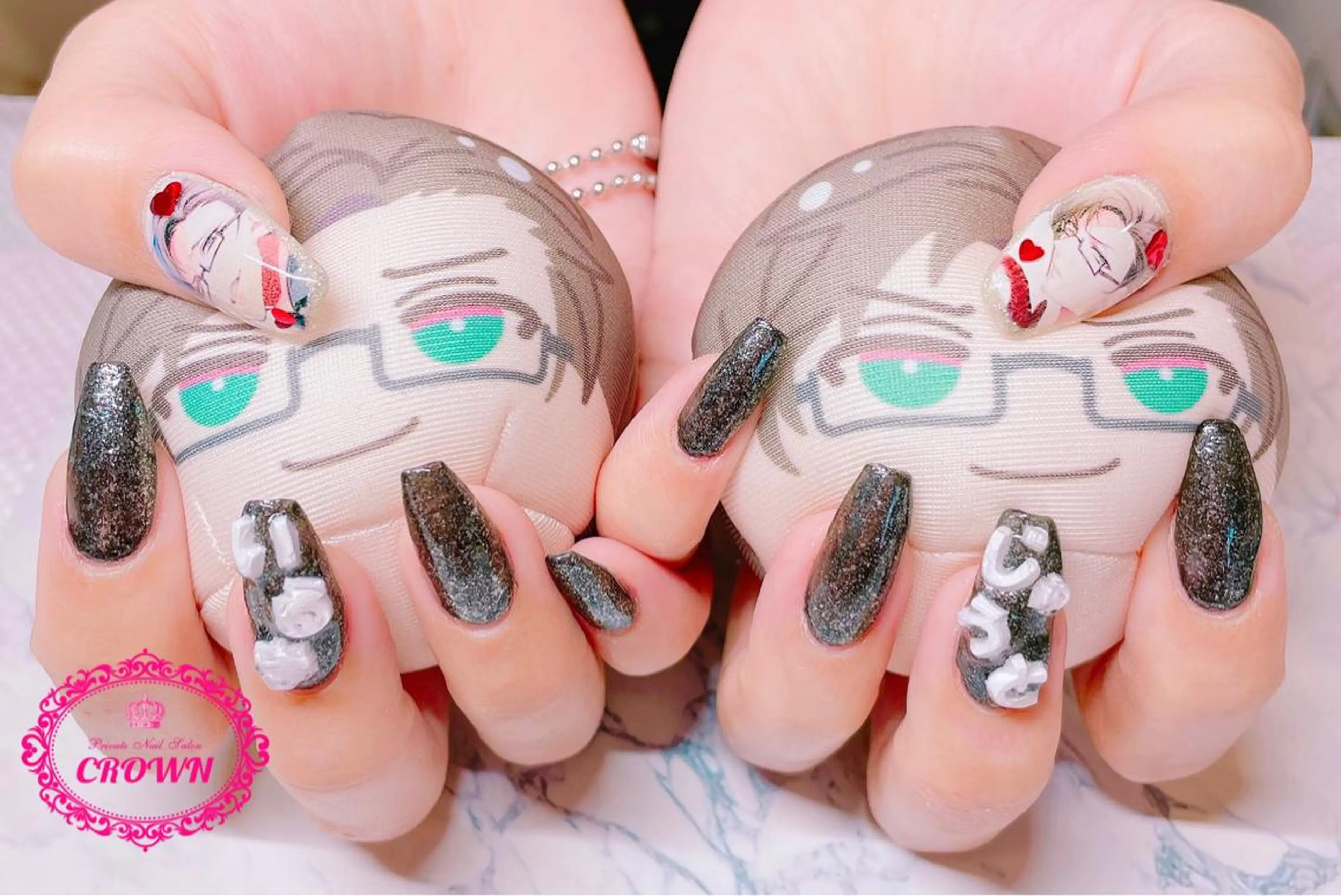 ネイル CROWN プライベートサロンのネイルデザイン